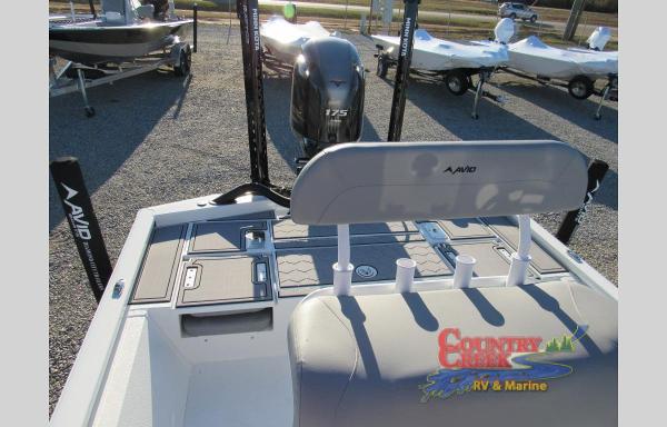 2021 Avid boat for sale, model of the boat is 23FS & Image # 7 of 10