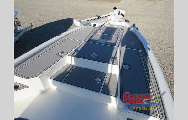 2021 Avid boat for sale, model of the boat is 23FS & Image # 9 of 10