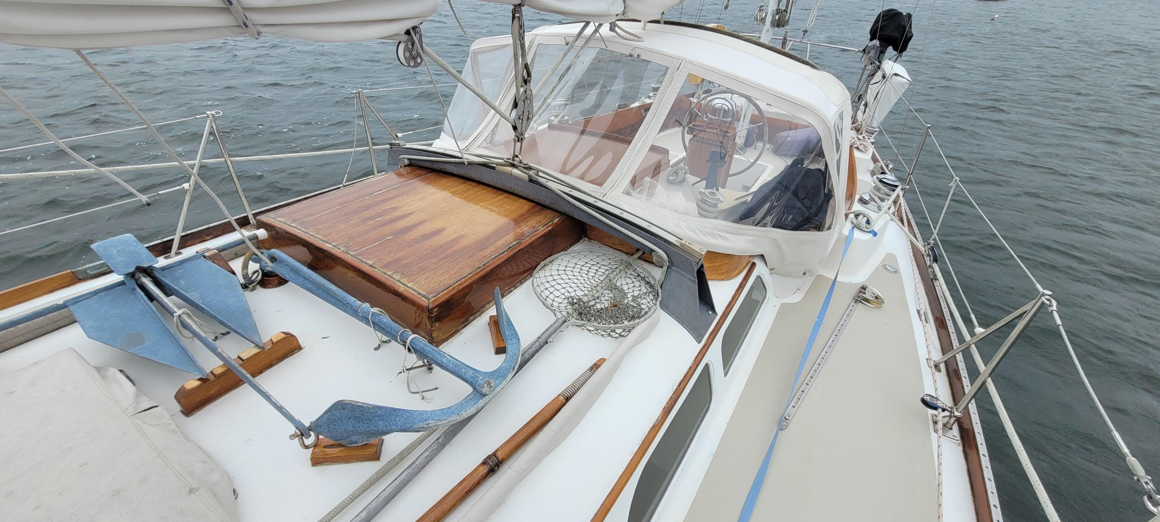 Newport RI Yacht Brokerage