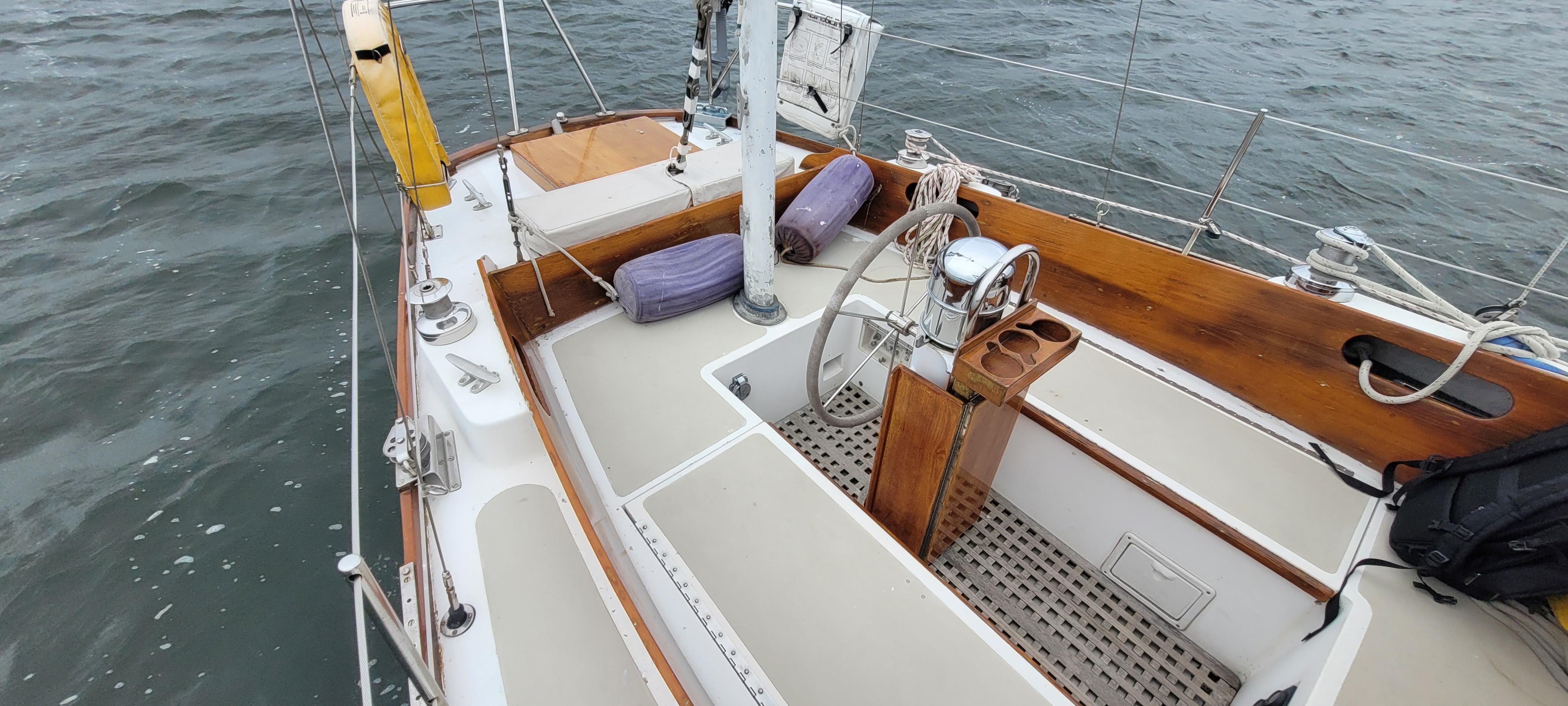 Newport RI Yacht Brokerage