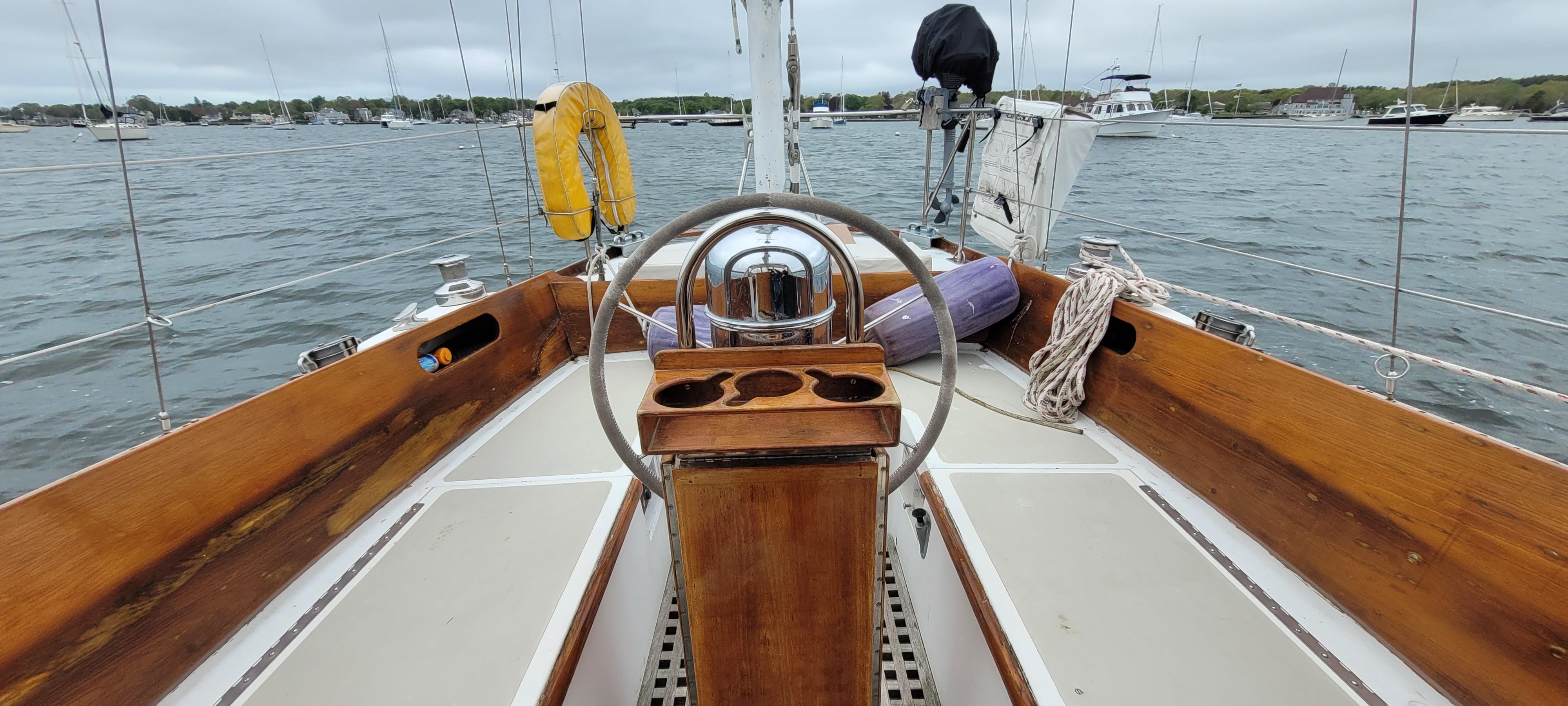 Newport RI Yacht Brokerage