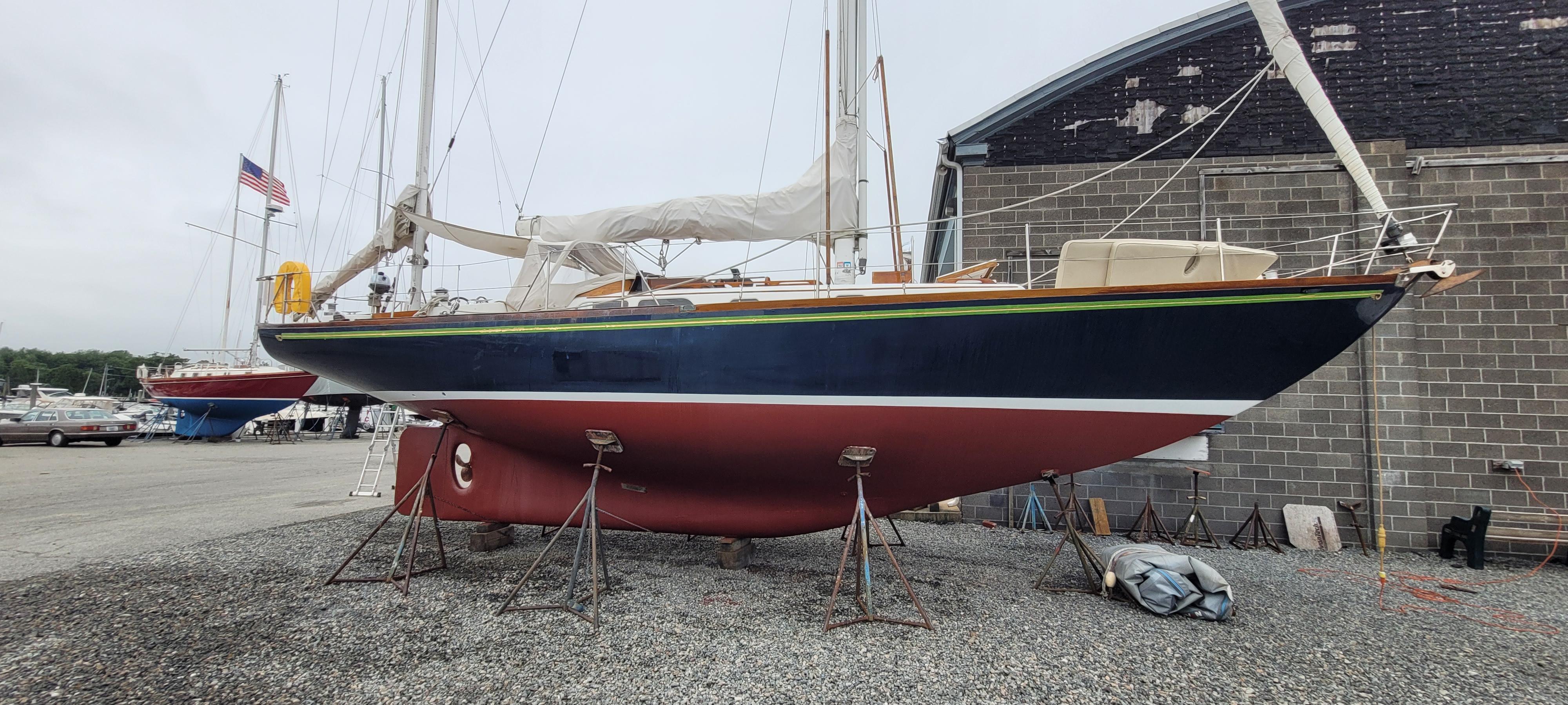 Newport RI Yacht Brokerage