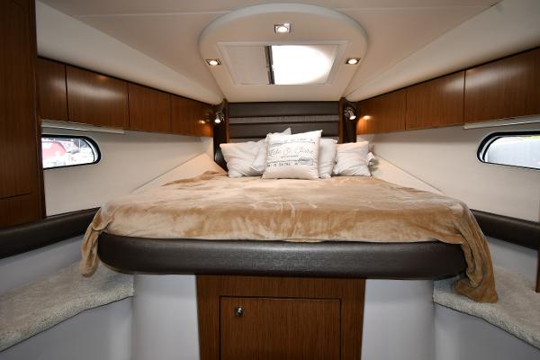 35' Cruisers Yachts, Listing Number 100915875, - Photo No. 32