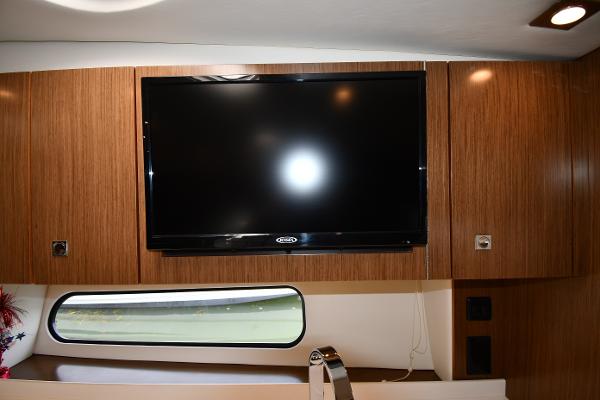 35' Cruisers Yachts, Listing Number 100915875, - Photo No. 49