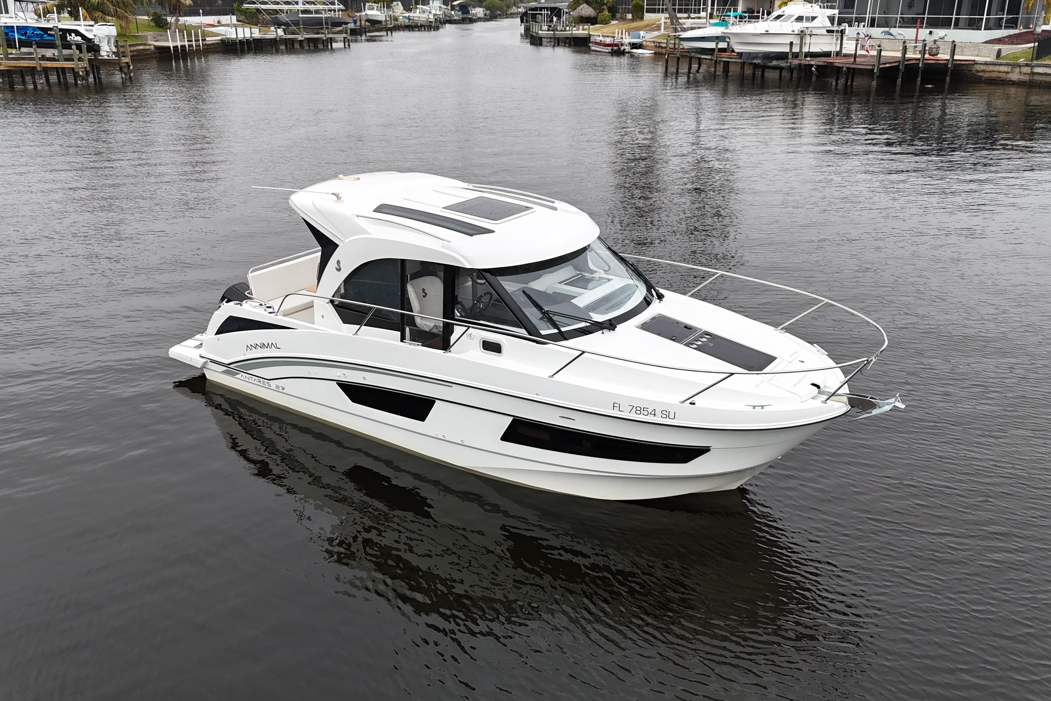 2020 Beneteau Antares 9