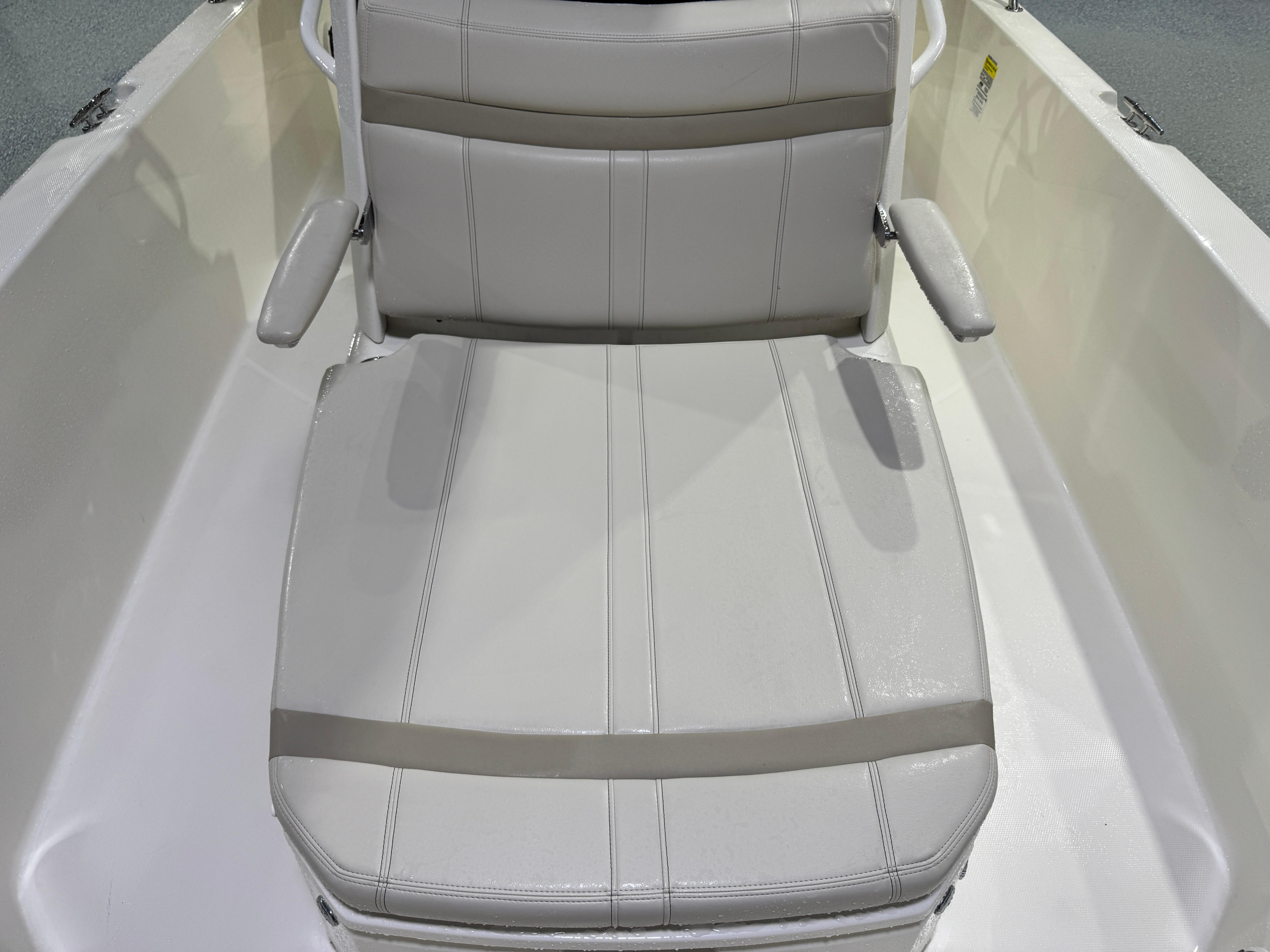 Boat image 10