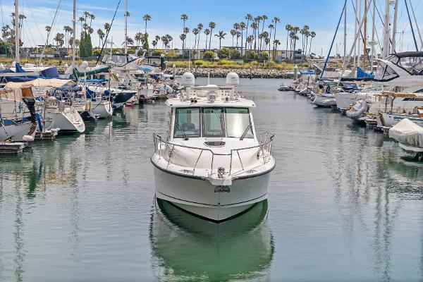 34' Boston Whaler, Listing Number 100916884, Image No. 2