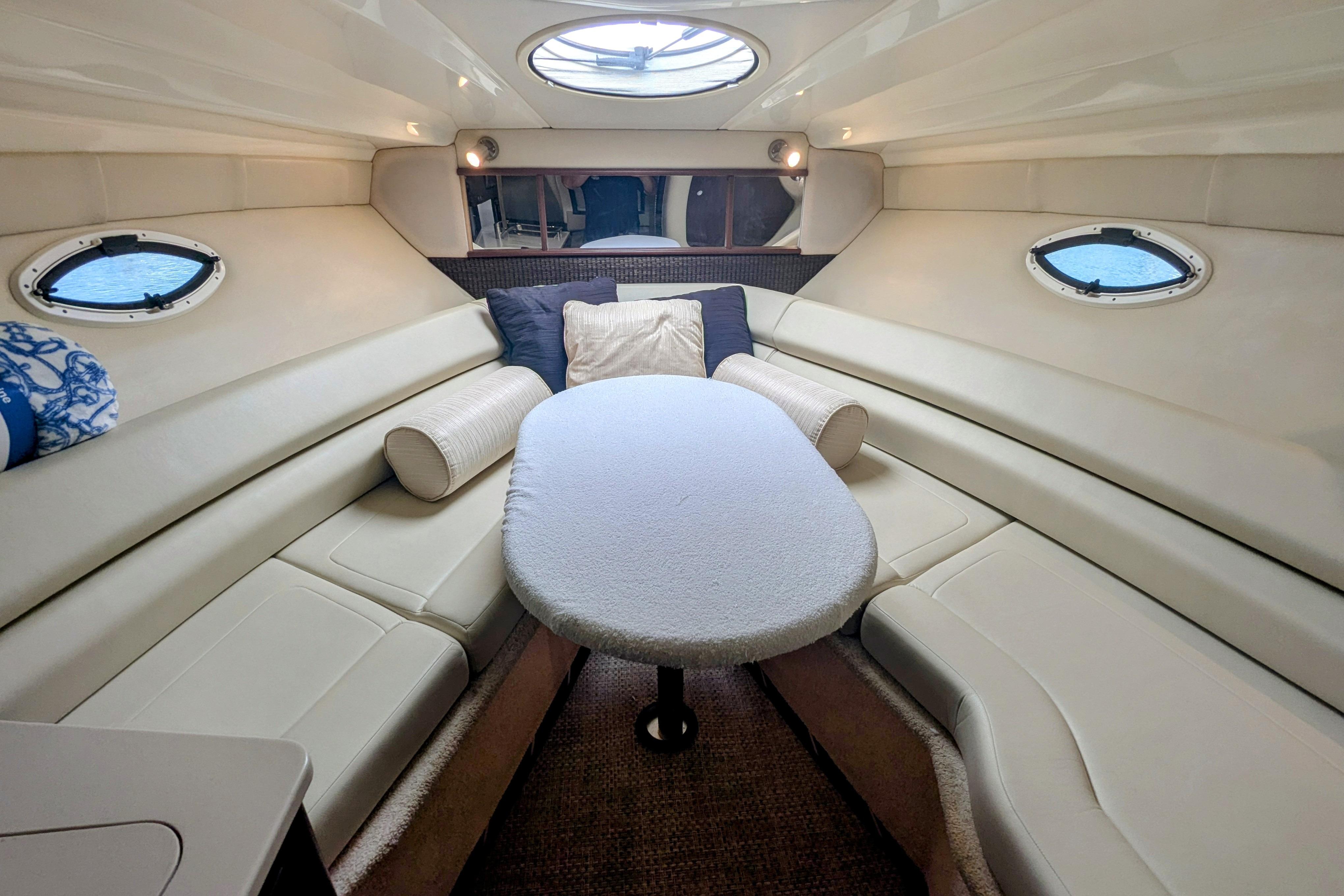 2013 Monterey 280 Sport Yacht-25