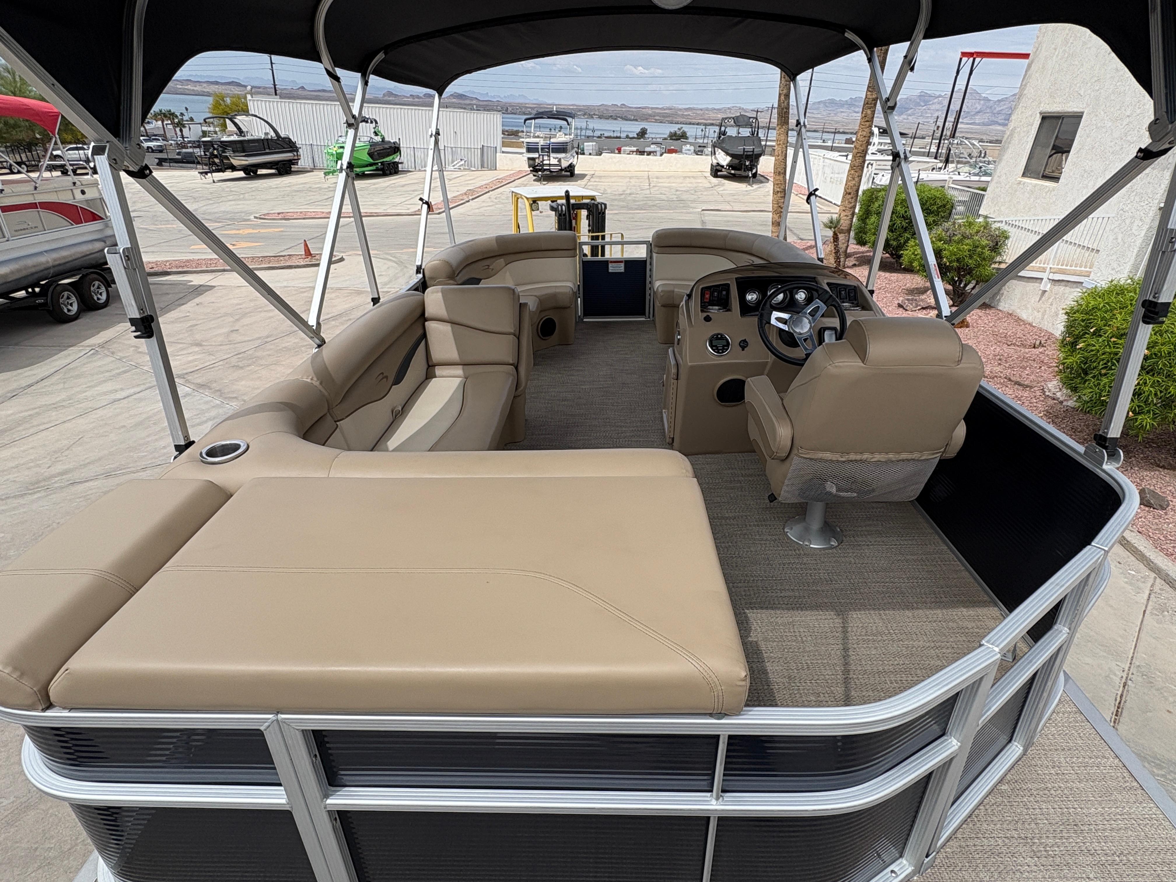 2018 Bennington 20 SLMX #TBJC8733 inventory image at Sun Country Marine Group, Lake Havasu City, AZ 2018 Bennington 20 SLMX #TBJC8733 inventory image at Sun Country Marine Group, Lake Havasu City, AZ