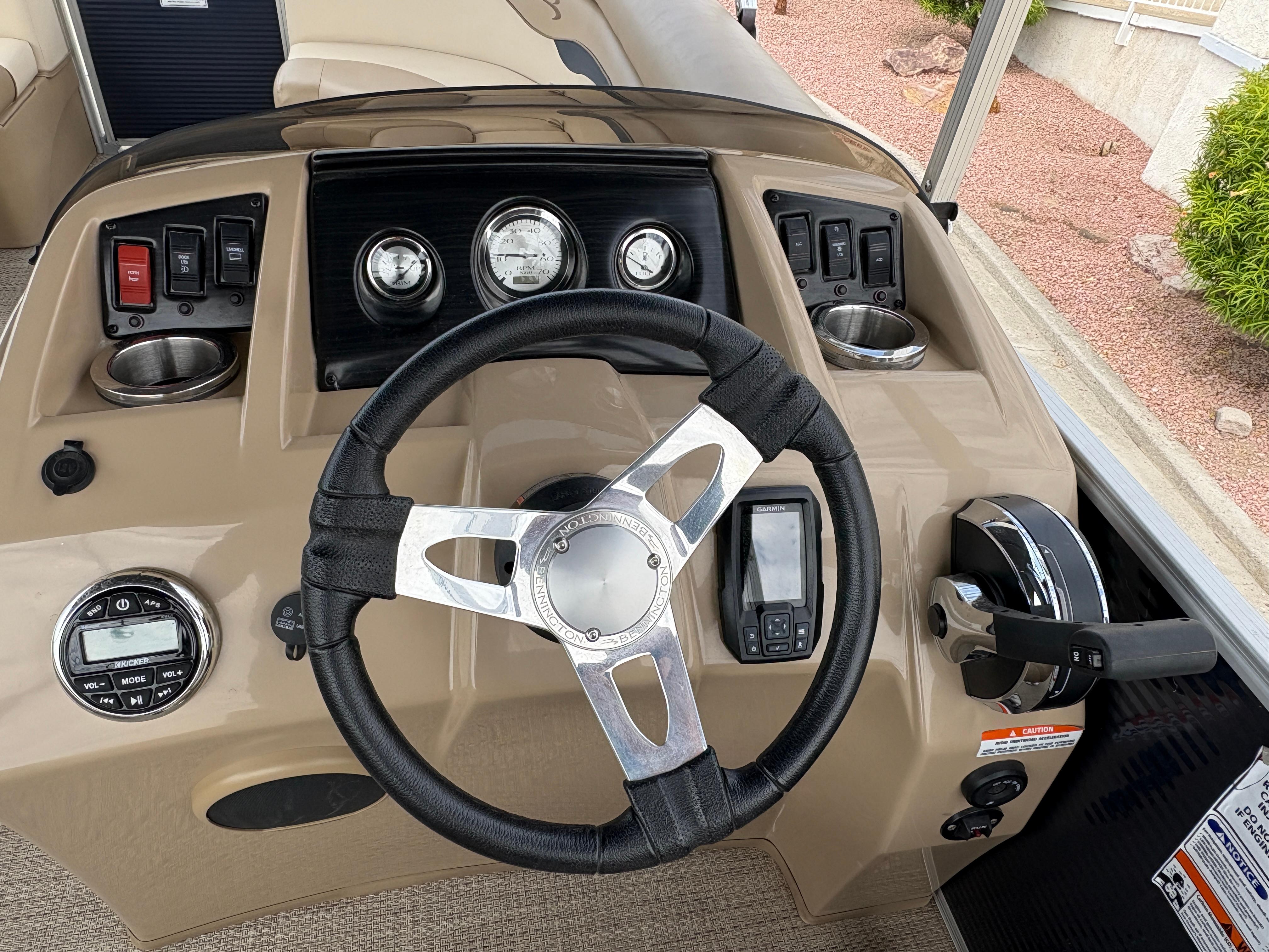 2018 Bennington 20 SLMX #TBJC8733 inventory image at Sun Country Marine Group, Lake Havasu City, AZ 2018 Bennington 20 SLMX #TBJC8733 inventory image at Sun Country Marine Group, Lake Havasu City, AZ