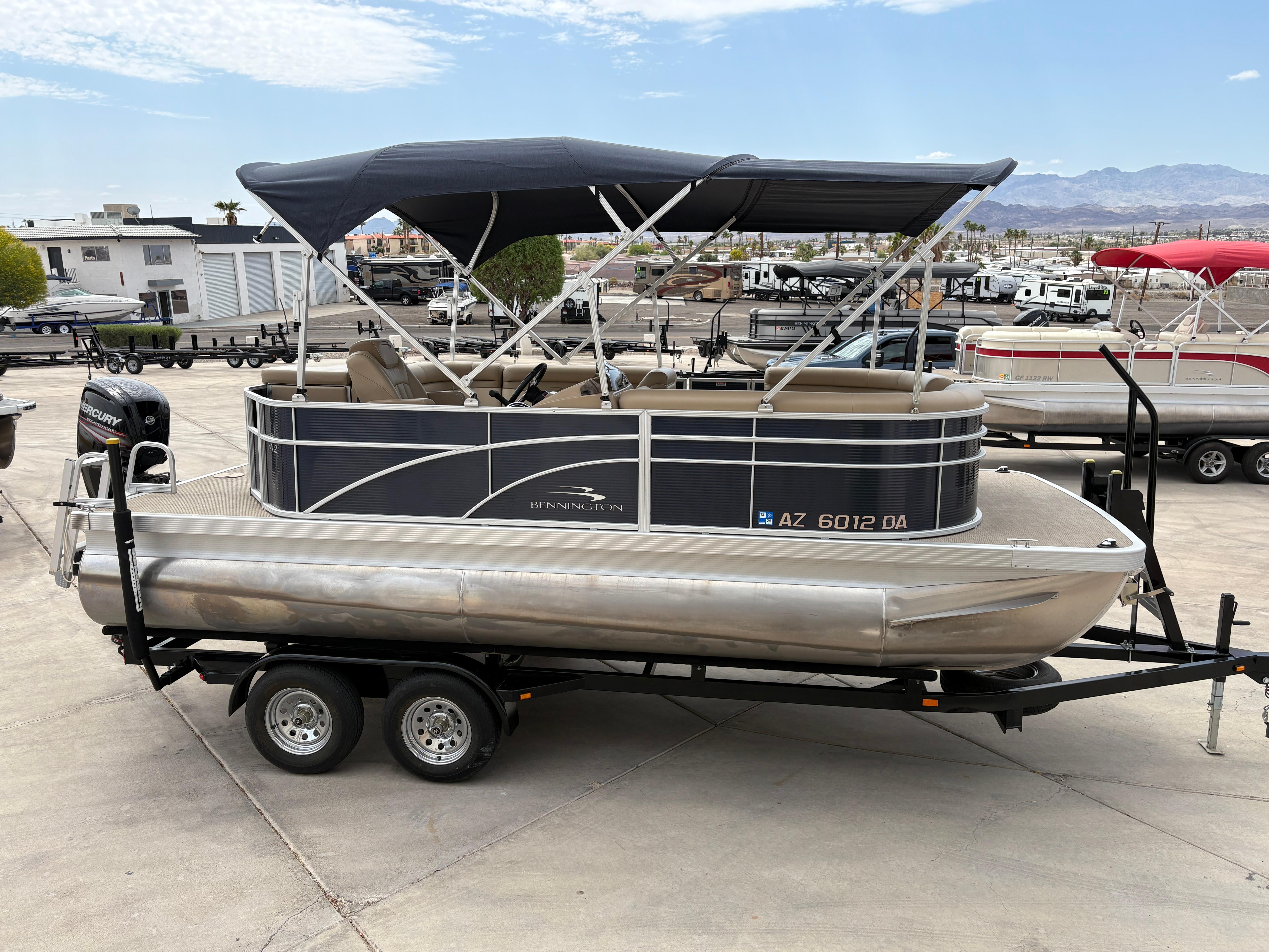 2018 Bennington 20 SLMX #TBJC8733 inventory image at Sun Country Marine Group, Lake Havasu City, AZ 2018 Bennington 20 SLMX #TBJC8733 inventory image at Sun Country Marine Group, Lake Havasu City, AZ