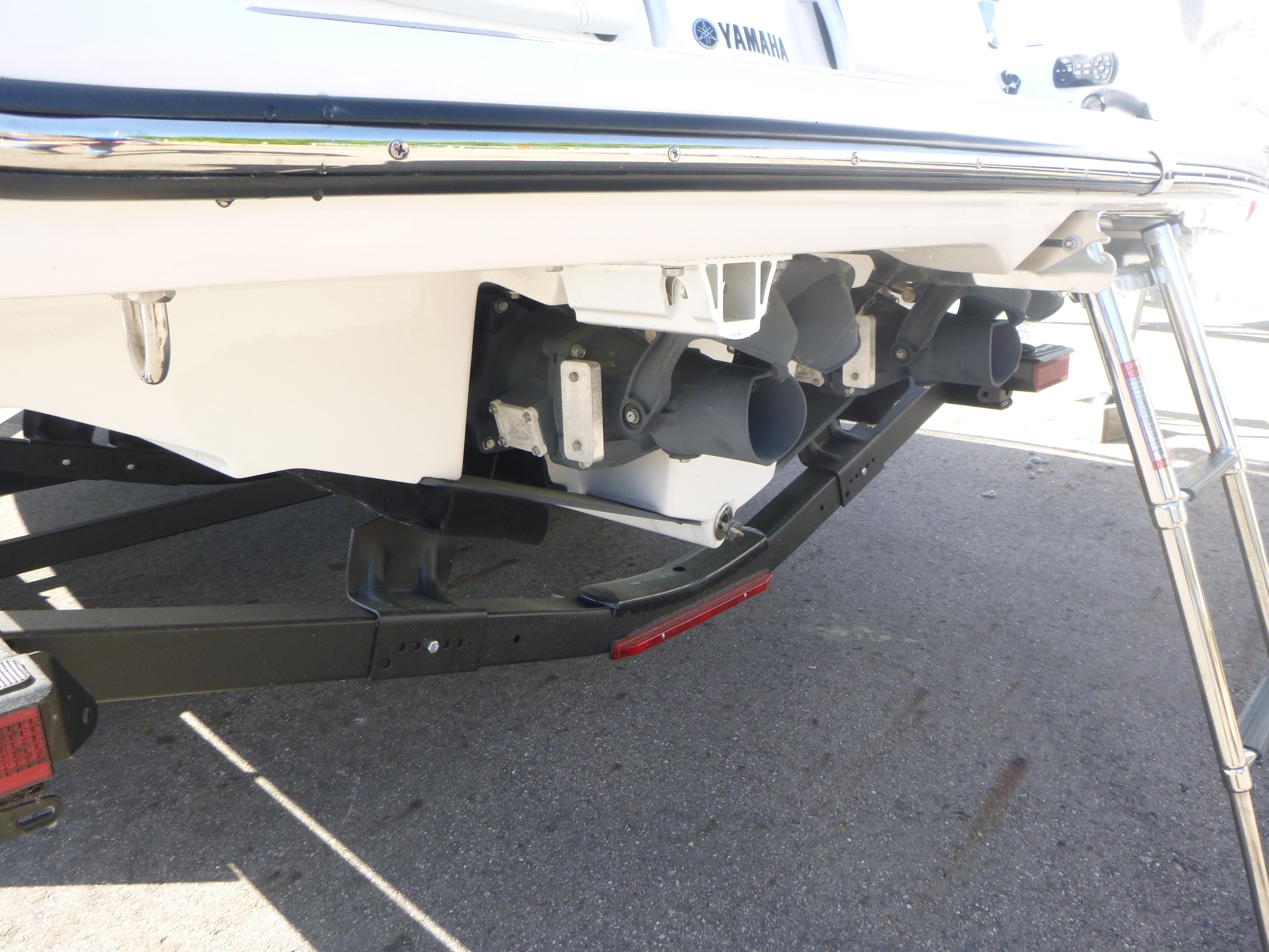 2024 Yamaha Boats 252SD Gallery