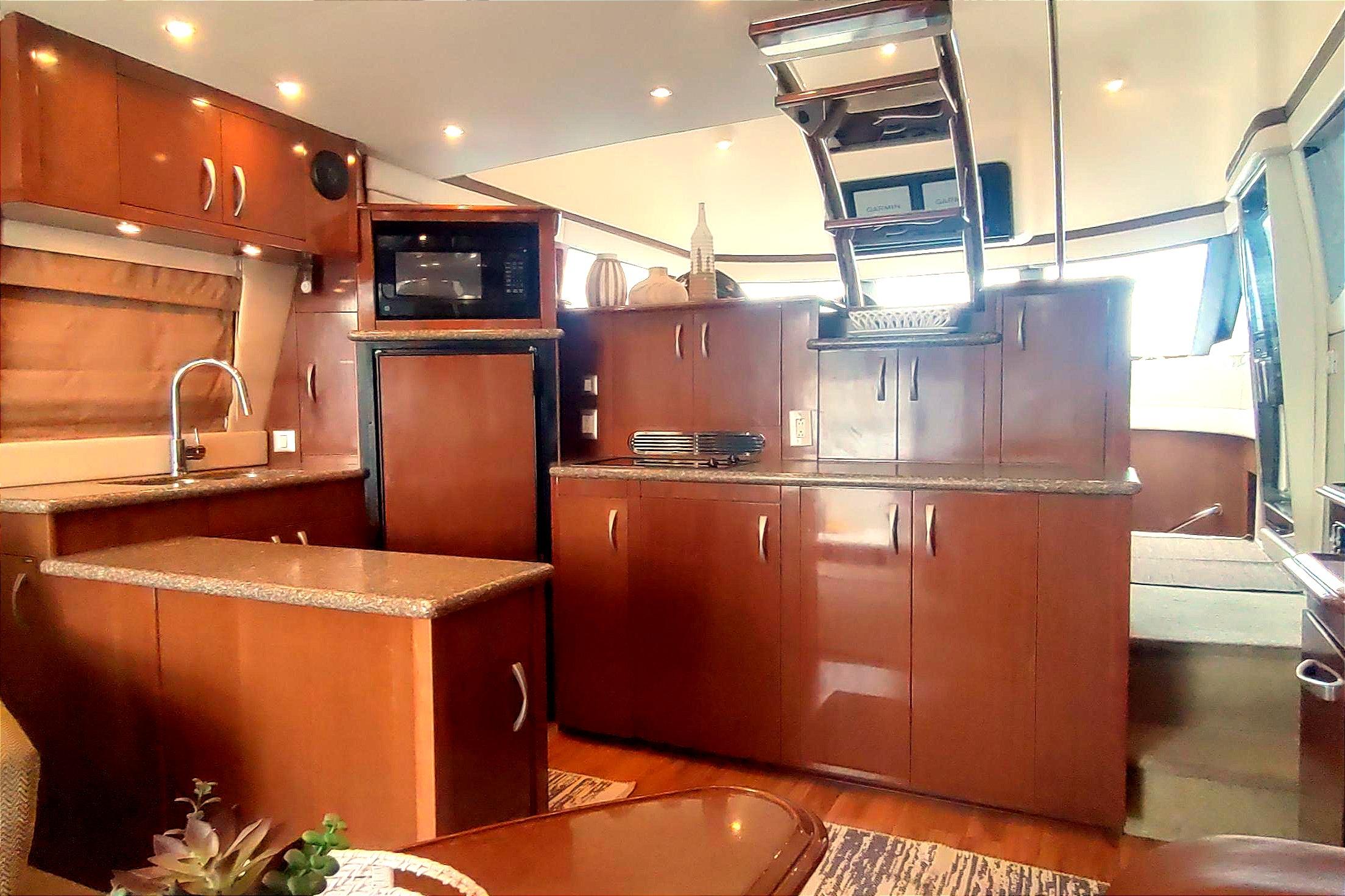 2007 Carver 52 Voyager #TBBJCA52 inventory image at Sun Country Yachts, South Lake Union (Seattle)