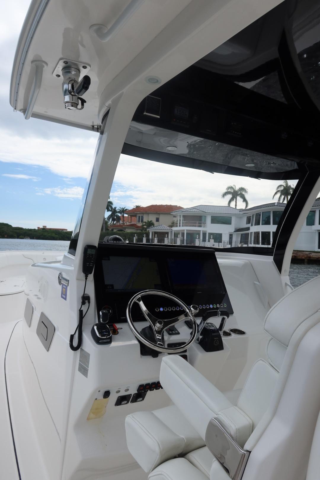 2019-edgewater-370cc-power-9643492-20241223141339872-1_XLARGE
