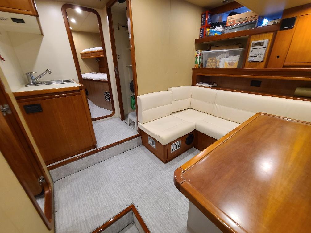 Ferretti Yachts-94 2004-Noahs FL-US-9383493 | Thumbnail