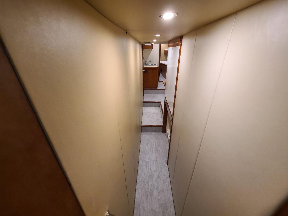 Ferretti Yachts-94 2004-Noahs FL-US-9383493 | Thumbnail