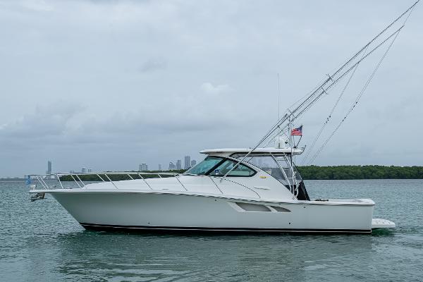 2009 Tiara Yachts 39 Open