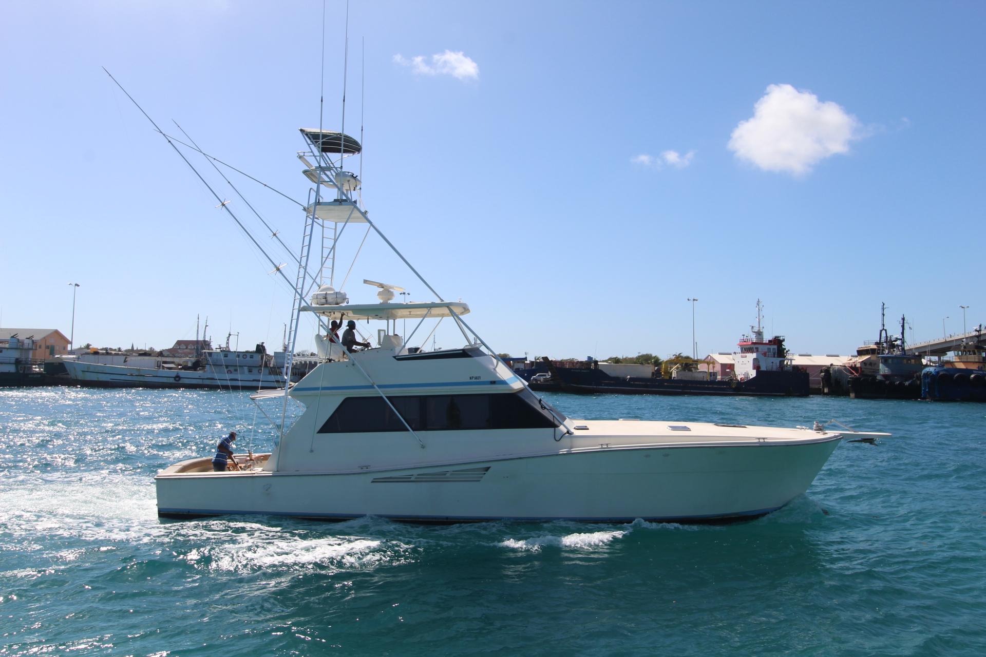 1990 58′ Revenge Convertible Sportfishing Boat For Sale - The Hull