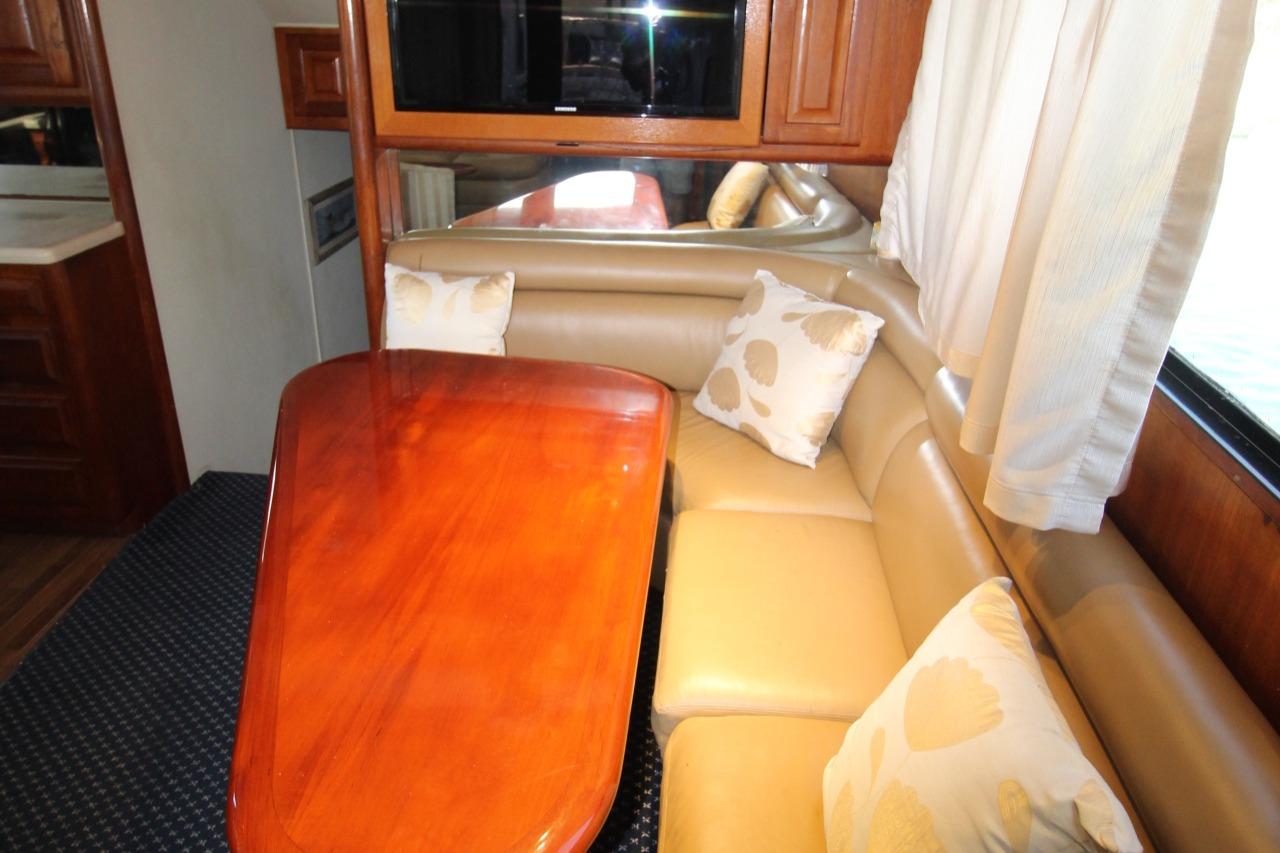 1990 Viking 57 Convertible Sun Rise l-Salon