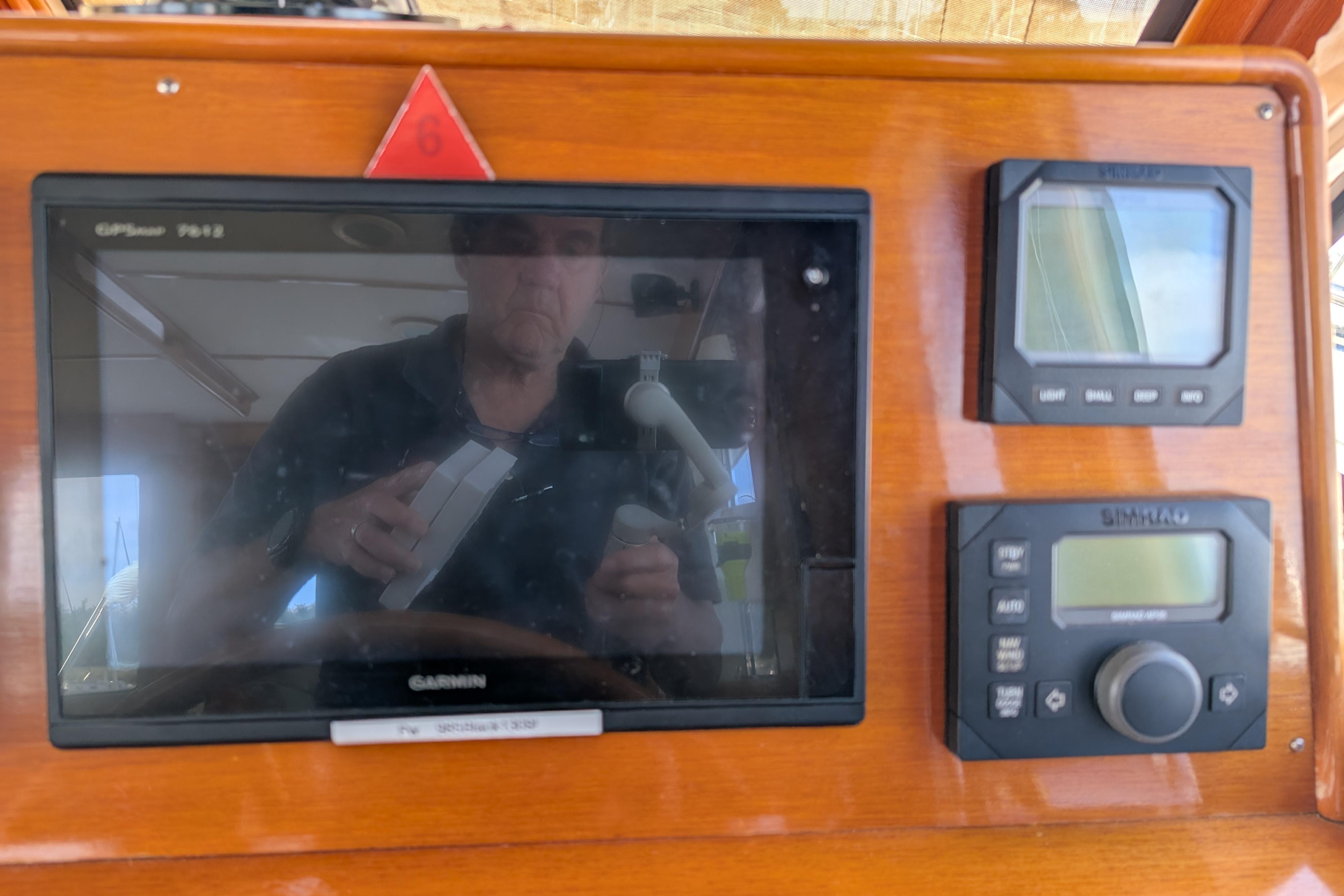 2006 Grand Banks 49 