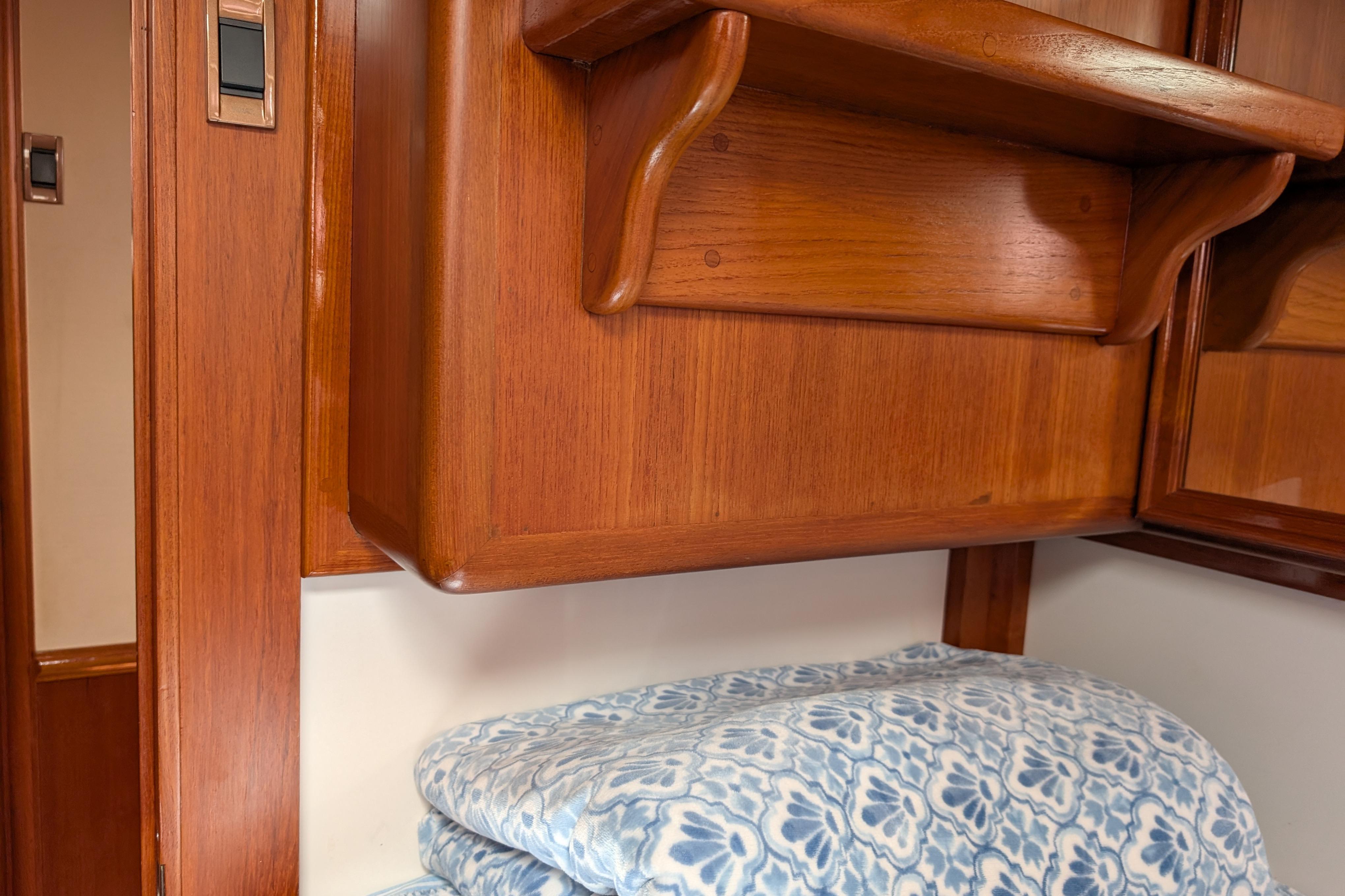 2006 Grand Banks 49 
