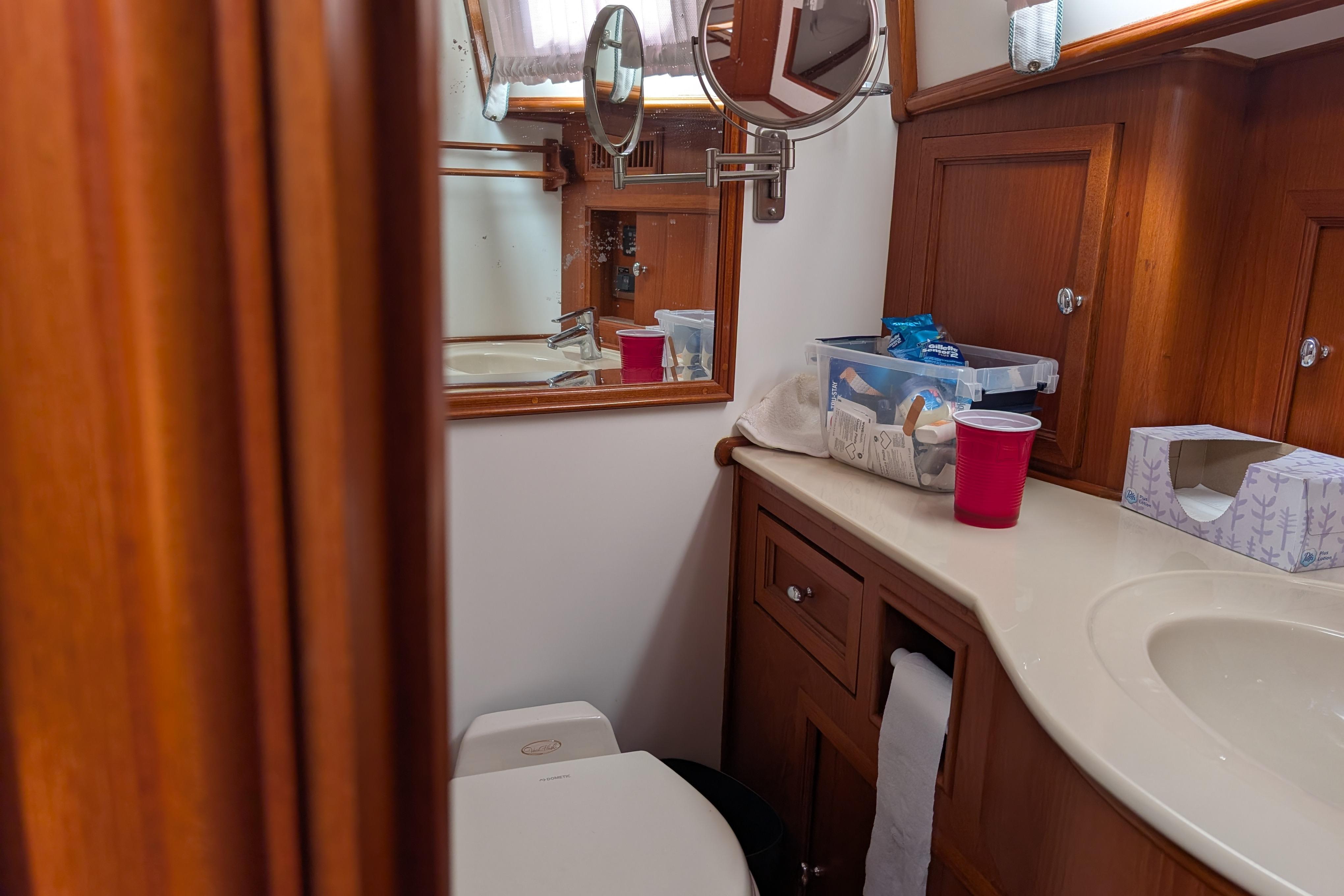 2006 Grand Banks 49 