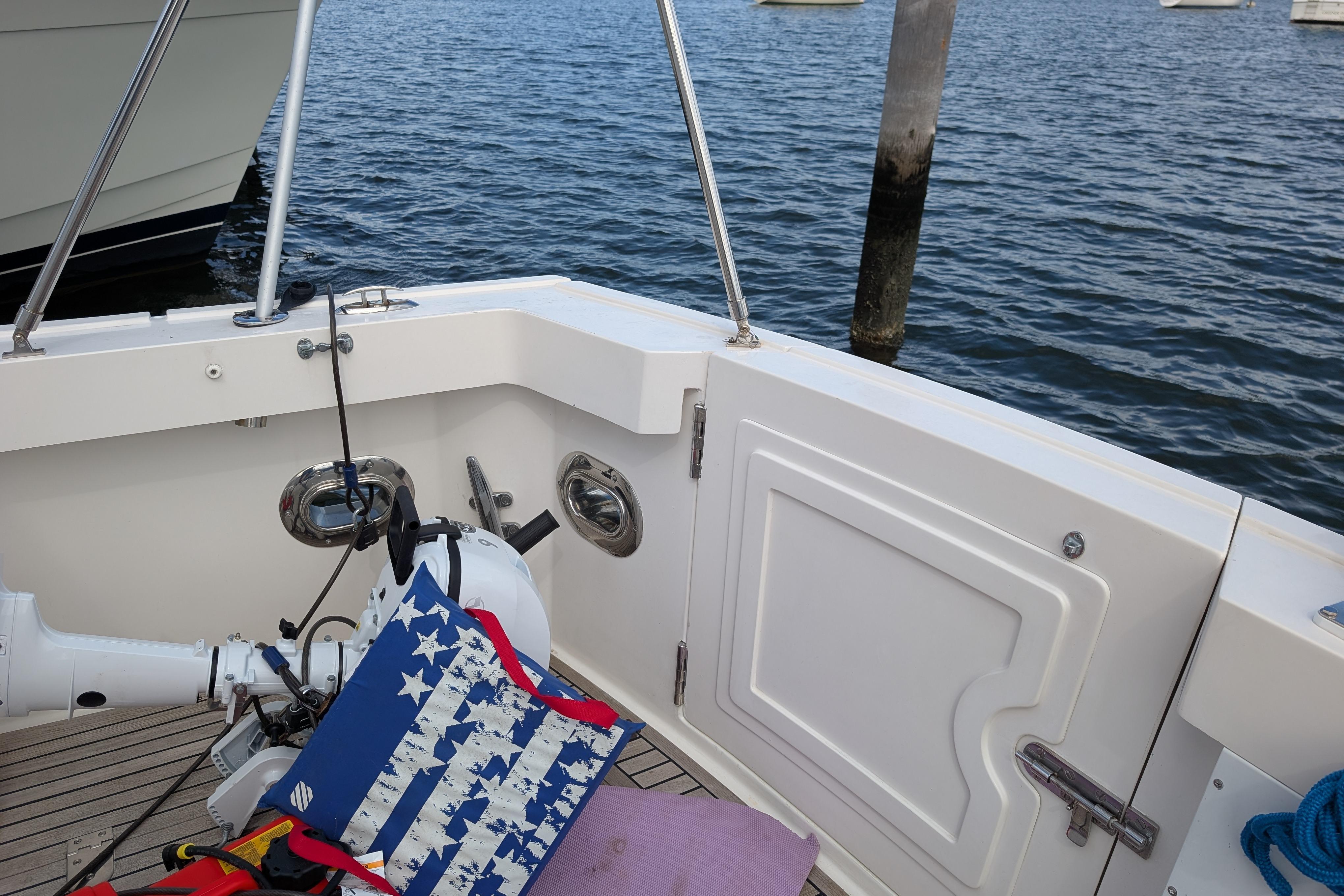 2006 Grand Banks 49 