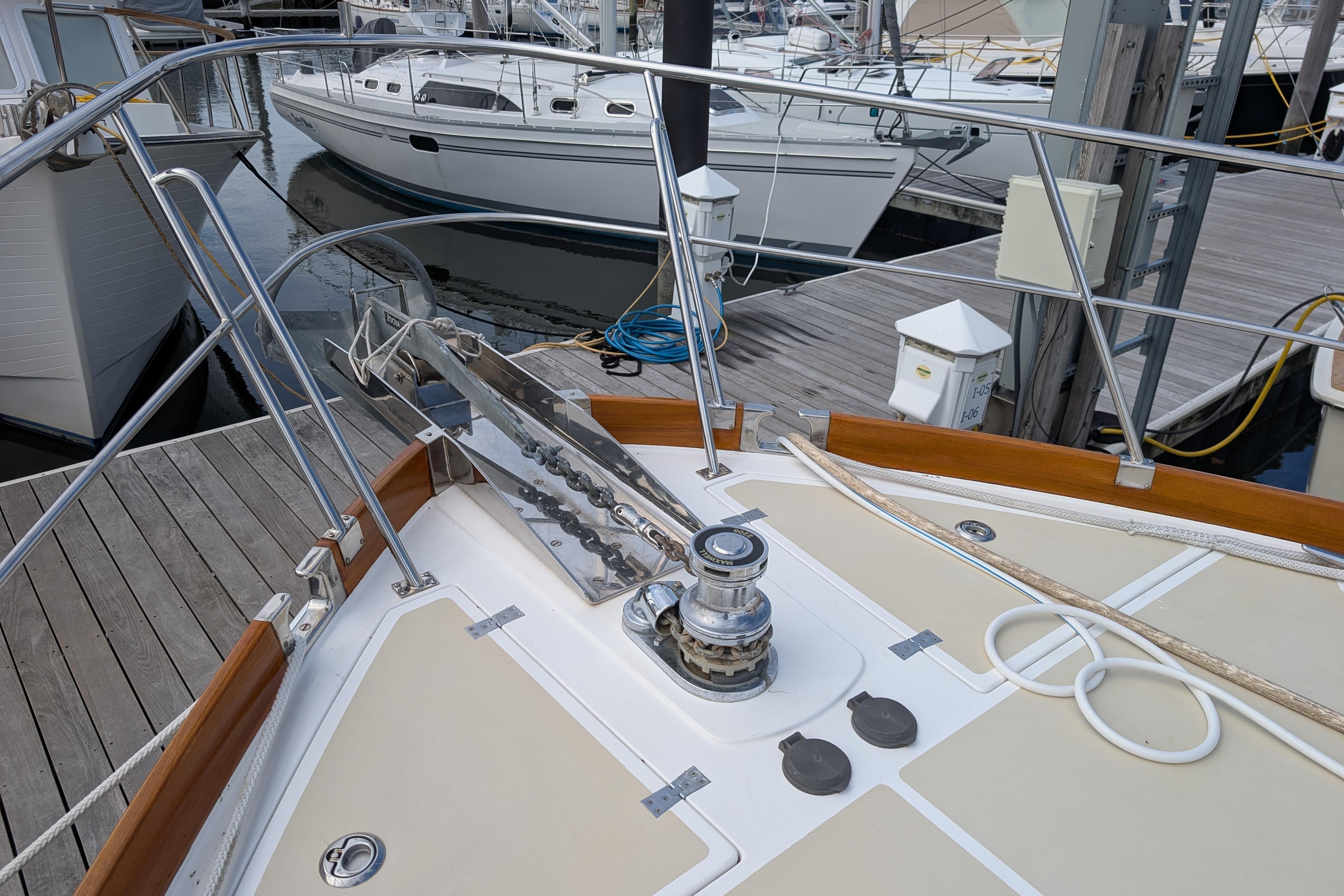 2006 Grand Banks 49 