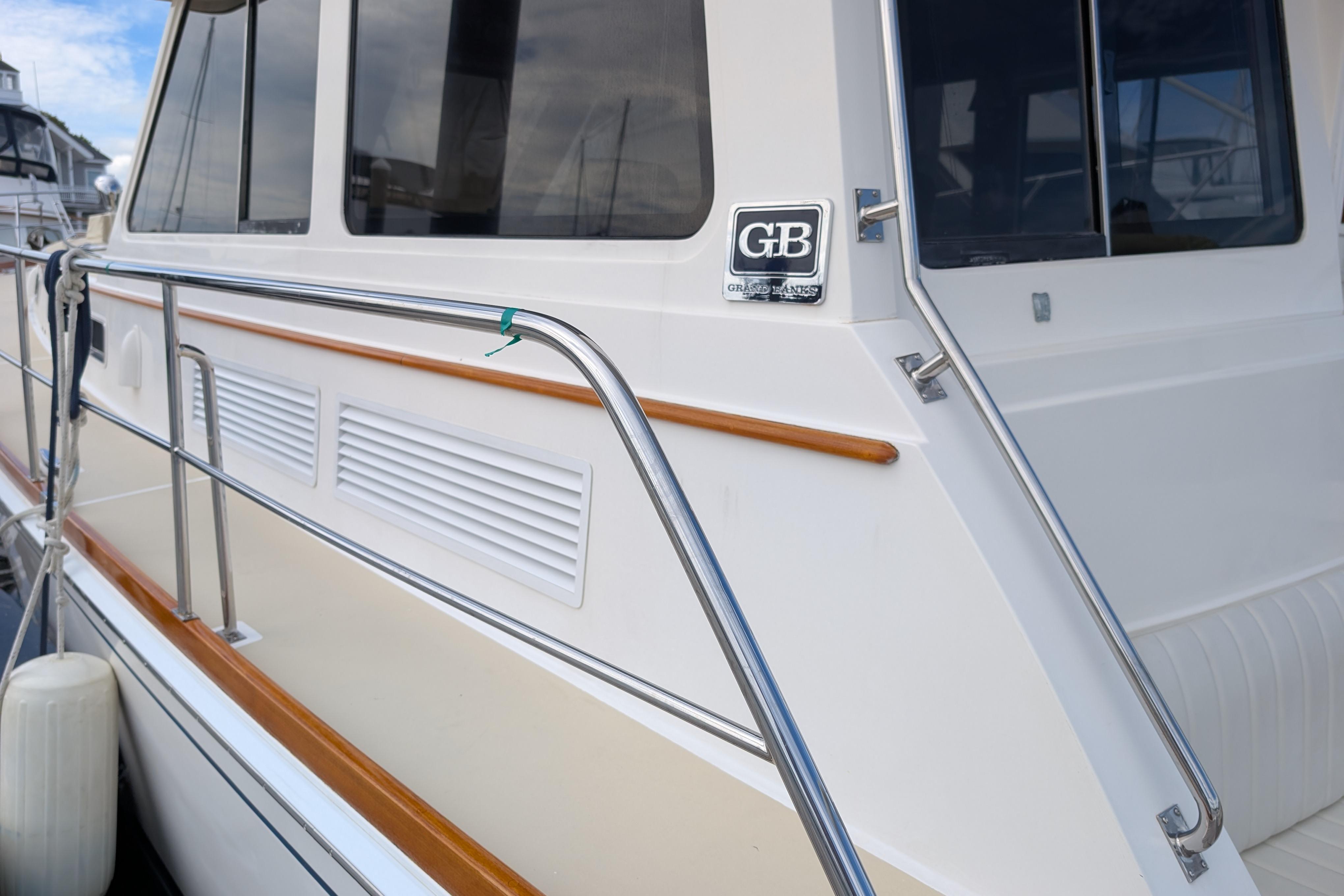 2006 Grand Banks 49 