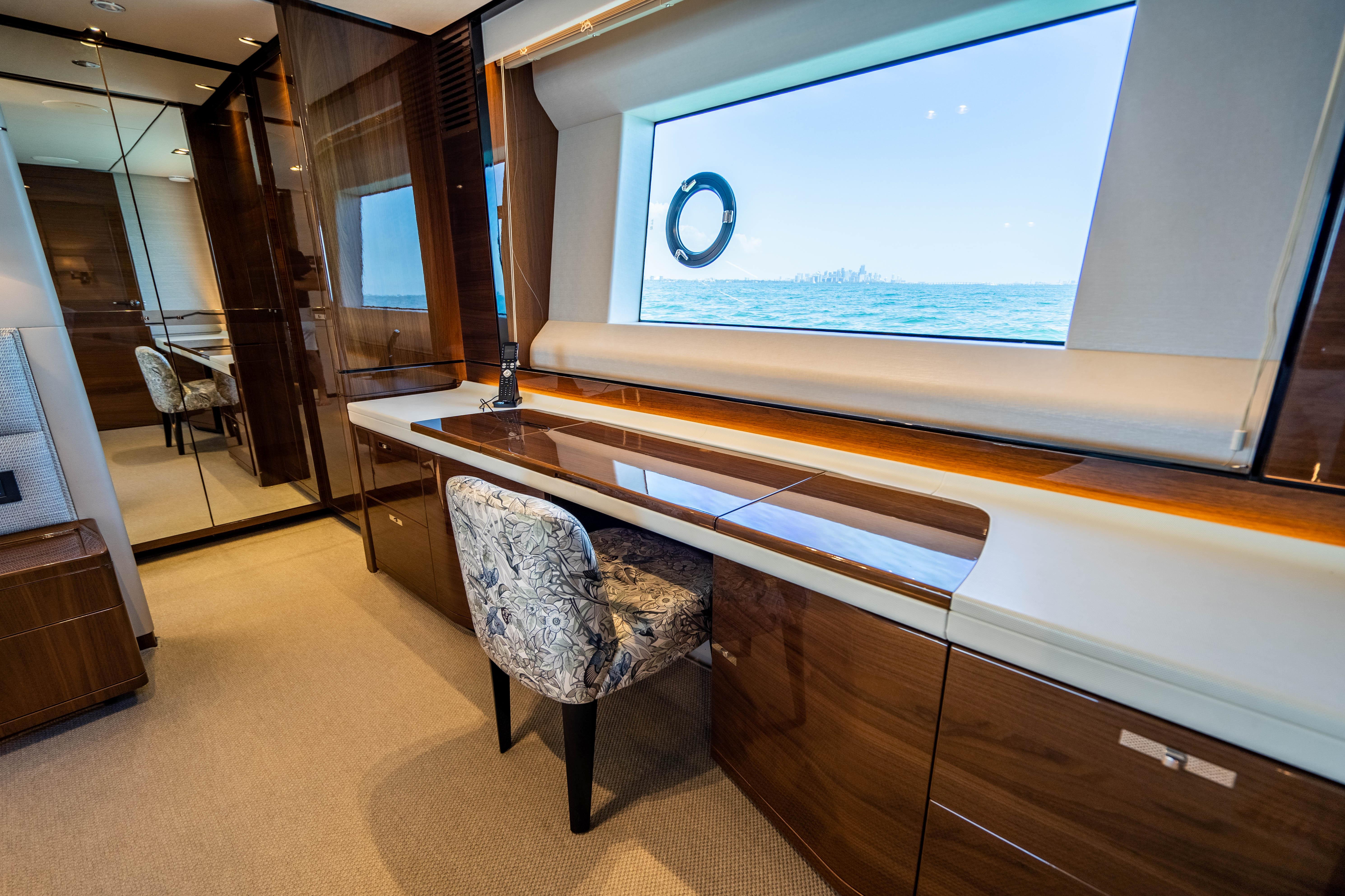 2018 Princess Yachts Y75 Motor Yacht