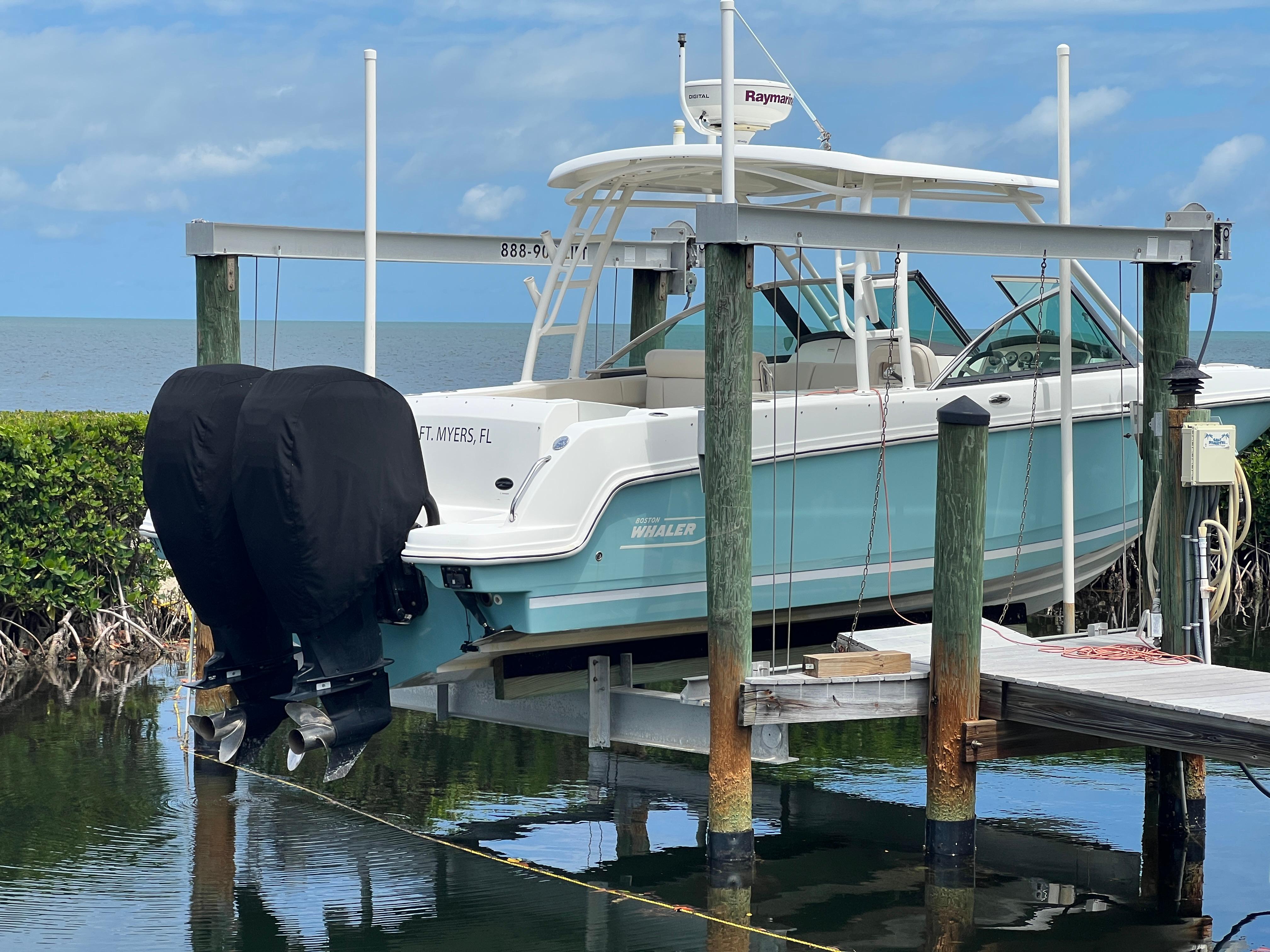 2013-boston-whaler-270-vantage-power-9793502-20250514072044772-1_XLARGE