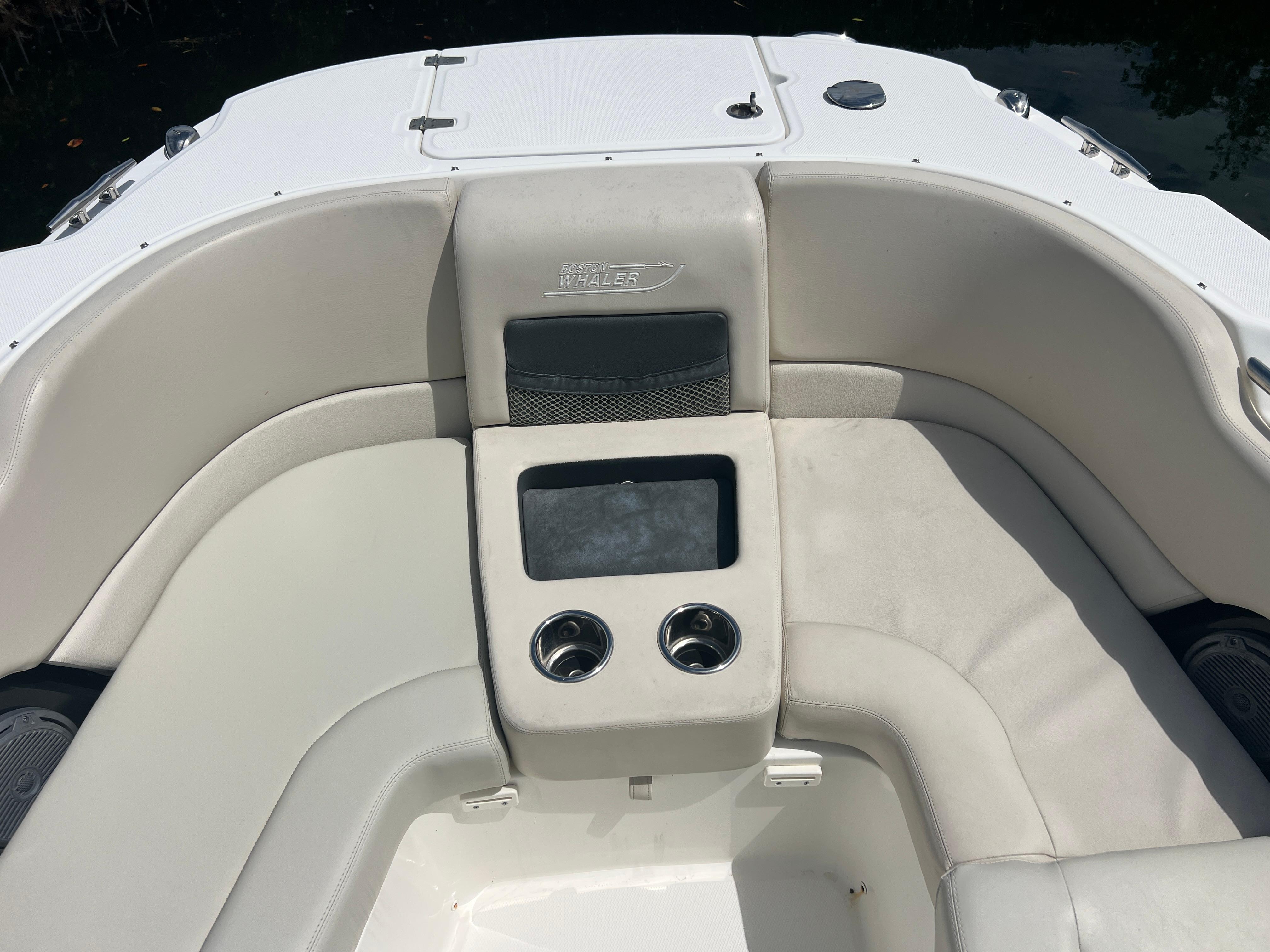 2013-boston-whaler-270-vantage-power-9793502-20250514072140483-1_XLARGE