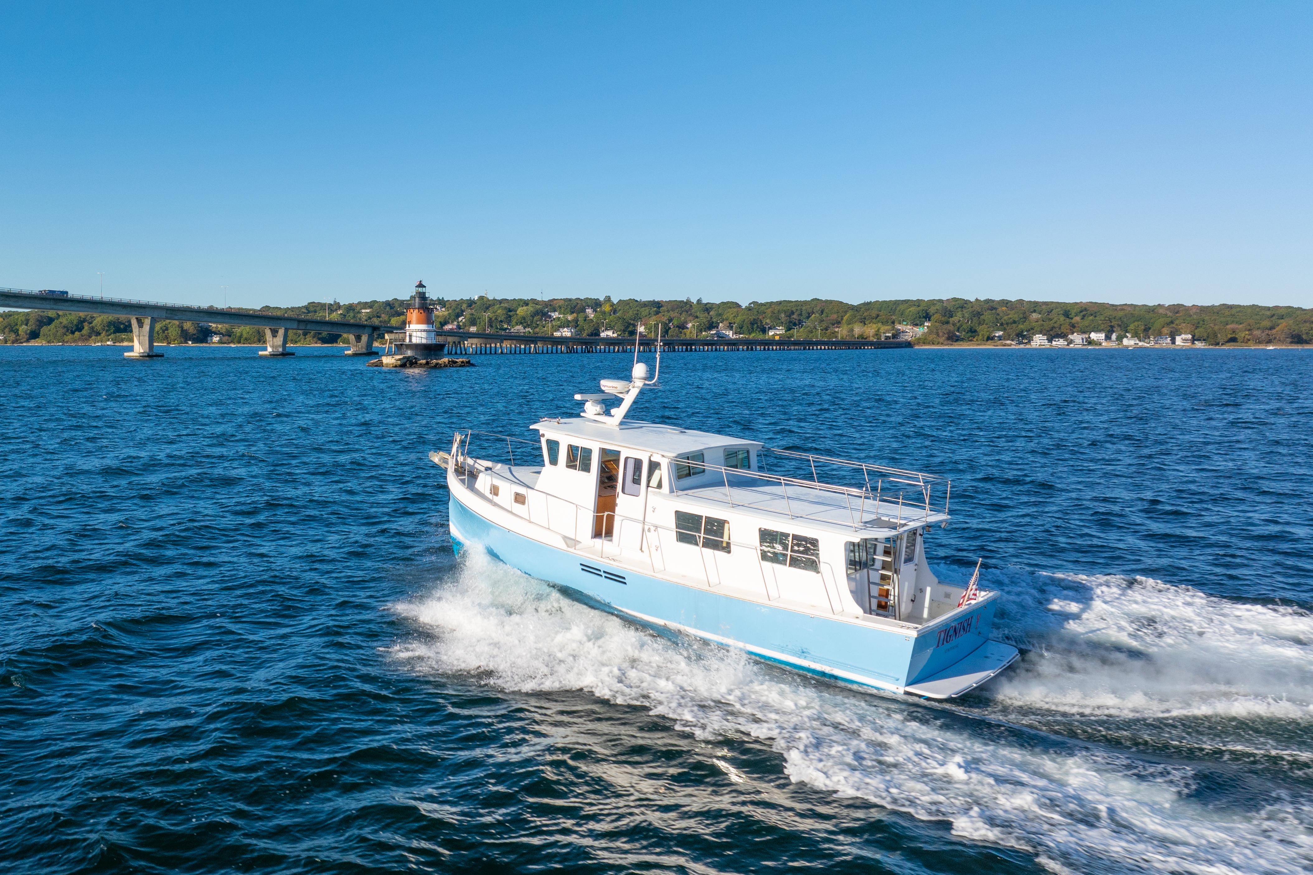 Beal-Fast Trawler 2001-Tignish RI-US-Running-9603520