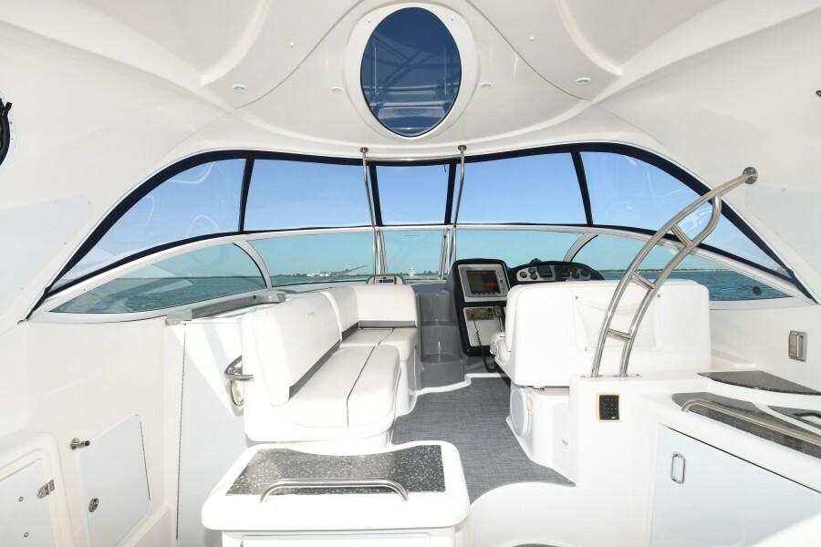 2007-cruisers-yachts-420-express-power-9753521-20250410064703311-1_XLARGE
