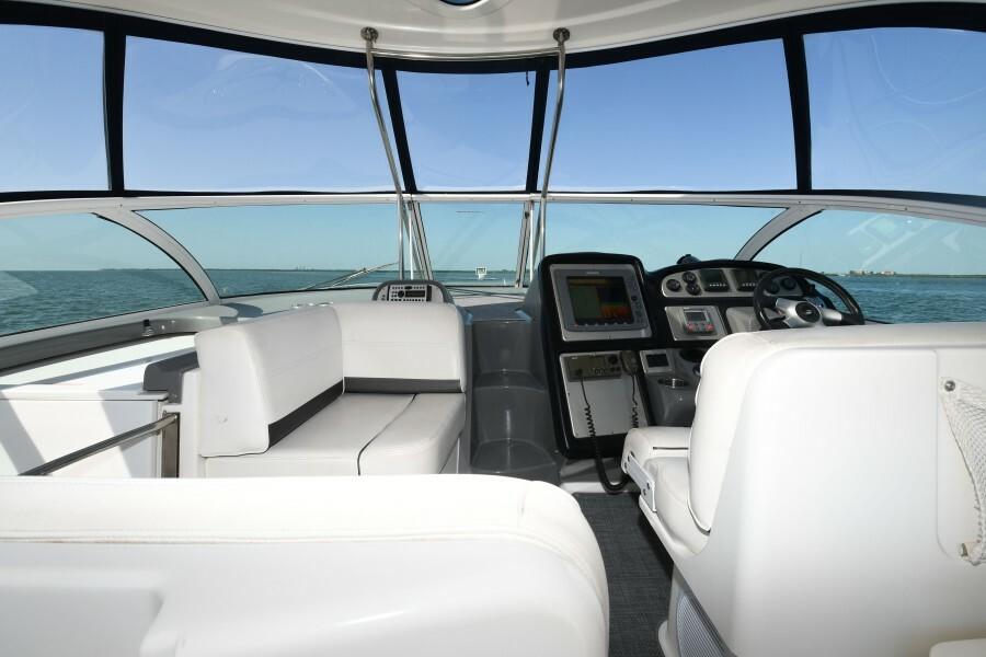 2007-cruisers-yachts-420-express-power-9753521-20250410064713404-1_XLARGE