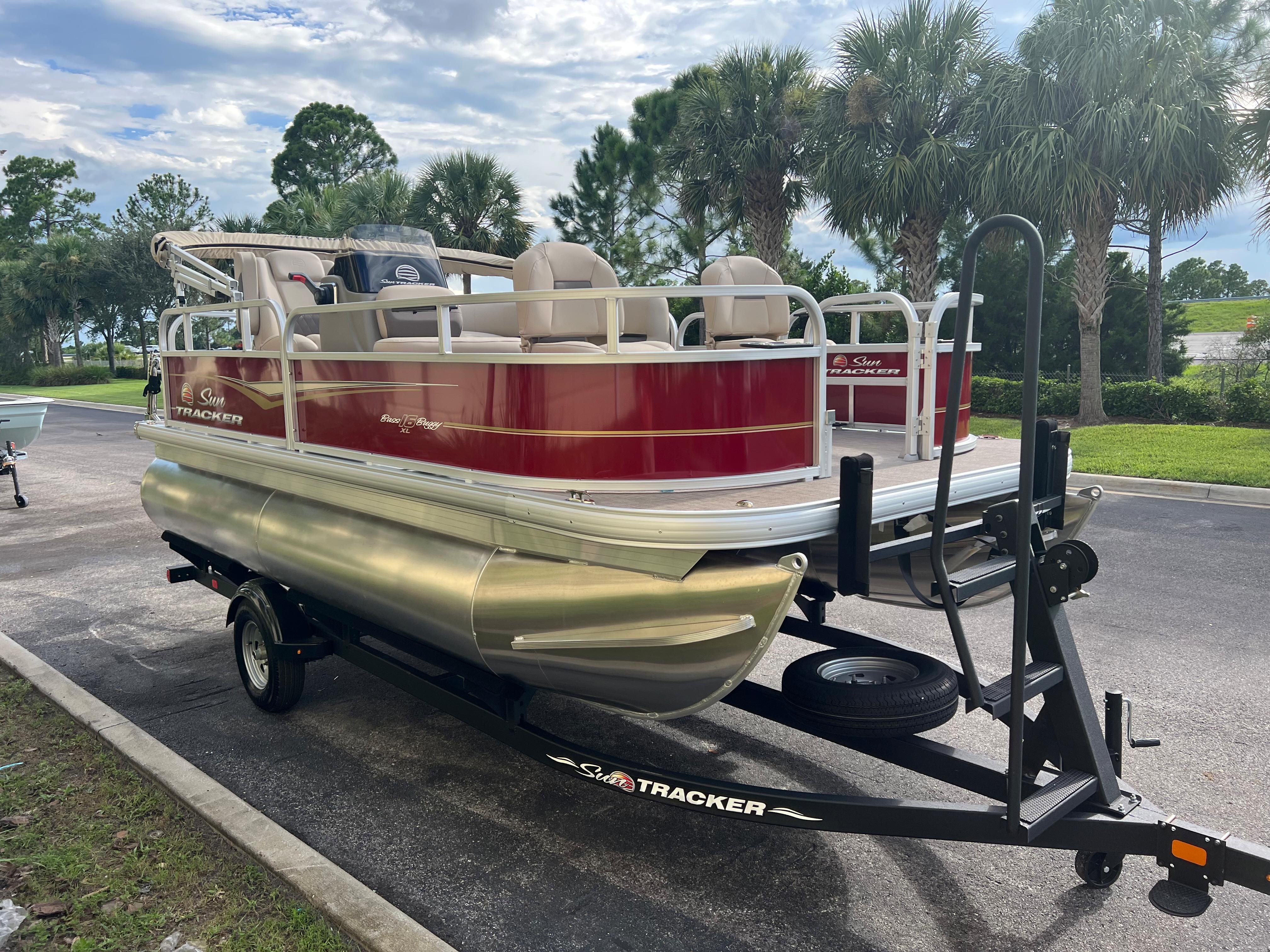 New 2024 Sun Tracker Bass Buggy 16 XL Select in Port St. Lucie, FL