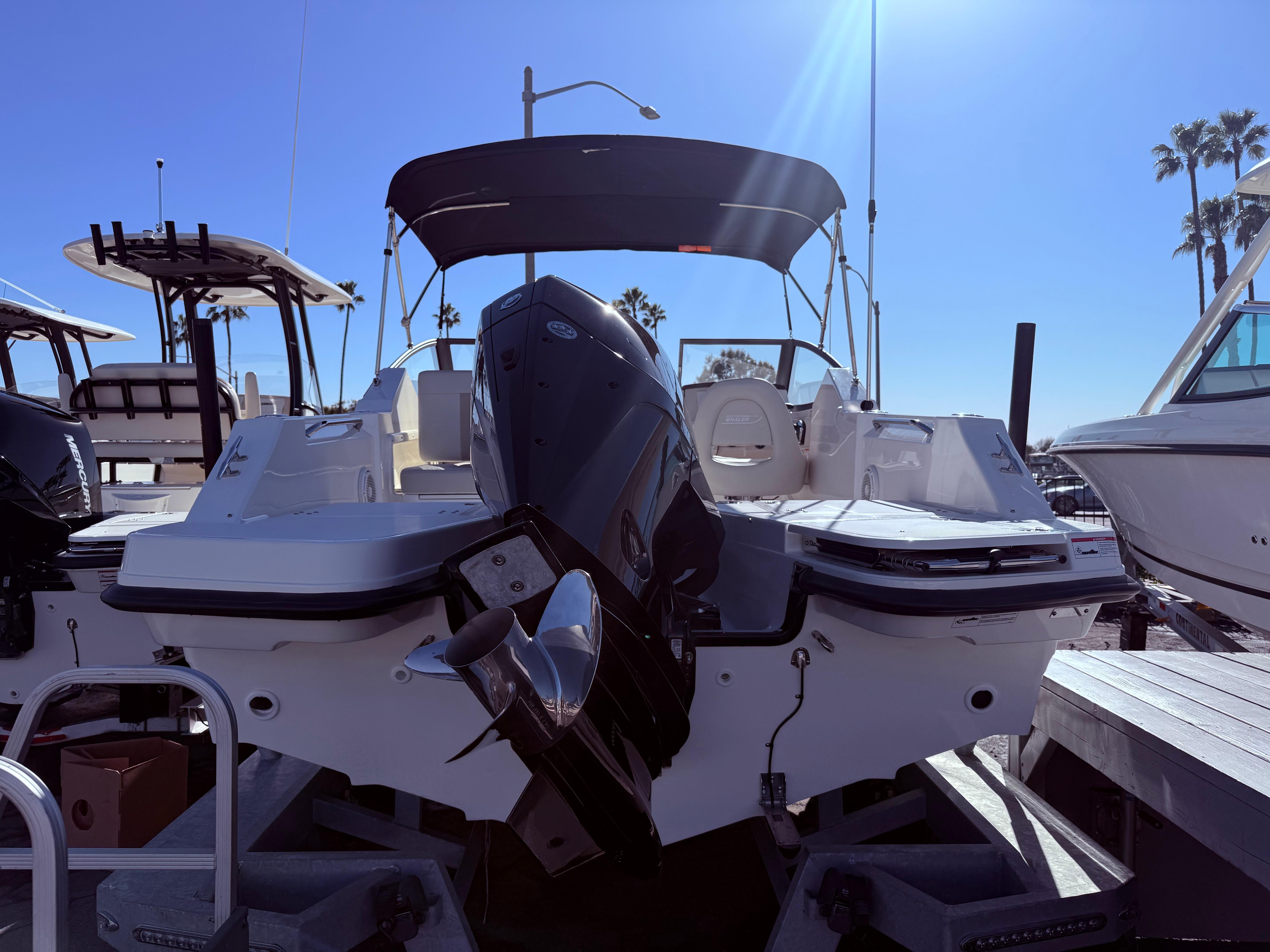2025 Boston Whaler 210 Vantage #BW0520J inventory image at Sun Country Marine Group, Newport Beach 2025 Boston Whaler 210 Vantage #BW0520J inventory image at Sun Country Marine Group, Newport Beach