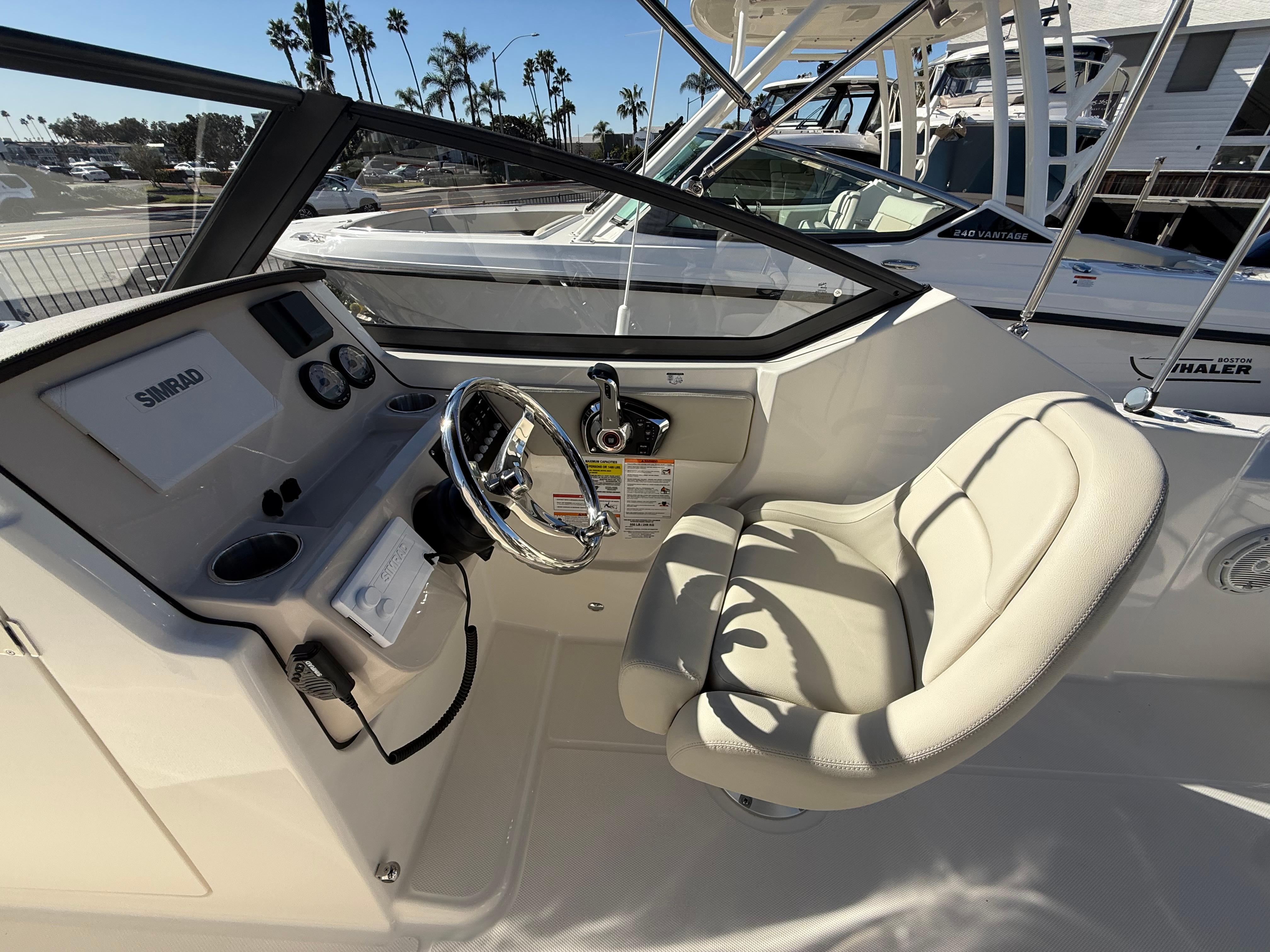 2025 Boston Whaler 210 Vantage #BW0520J inventory image at Sun Country Marine Group, Newport Beach 2025 Boston Whaler 210 Vantage #BW0520J inventory image at Sun Country Marine Group, Newport Beach