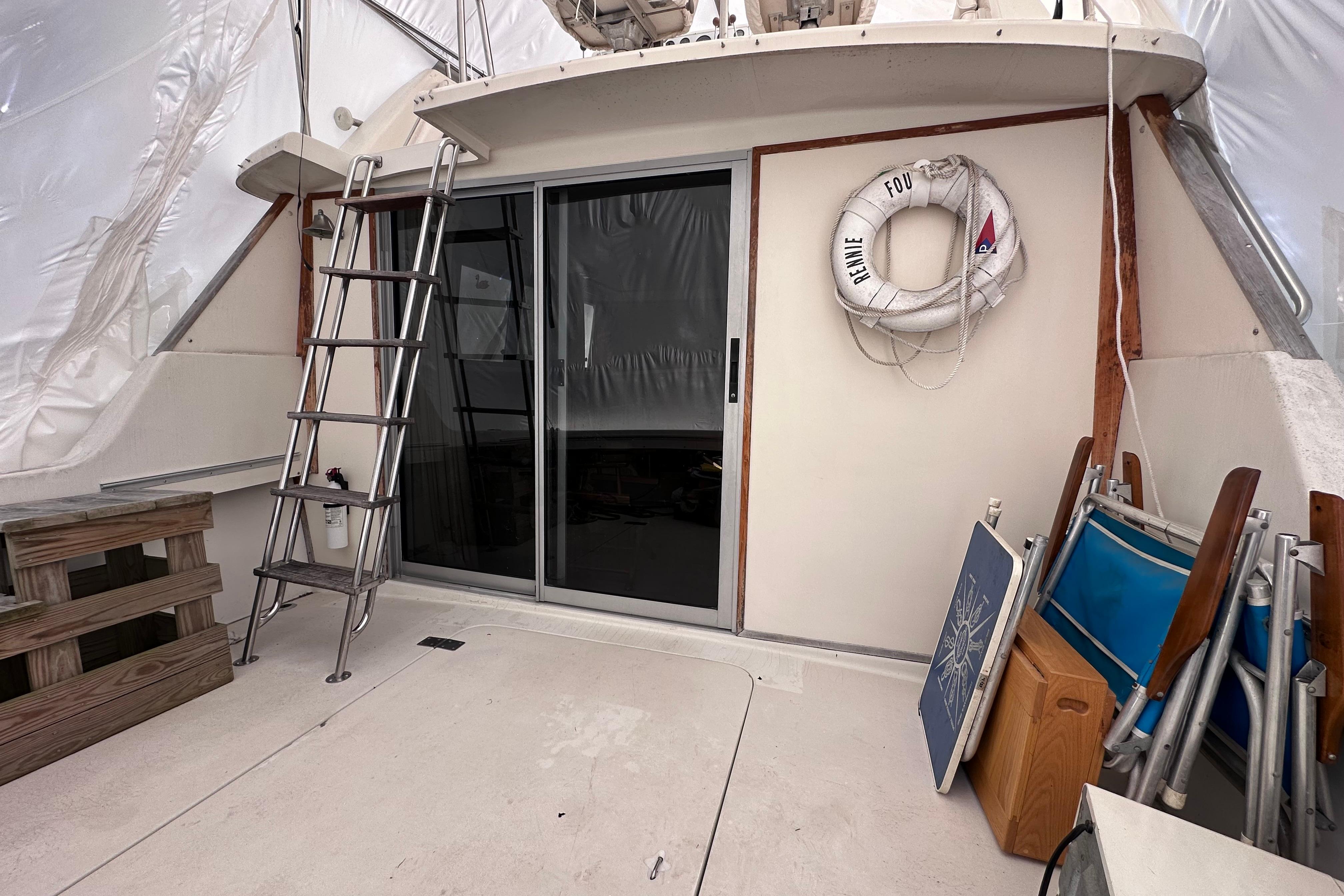 1988 Silverton 37 Convertible 2