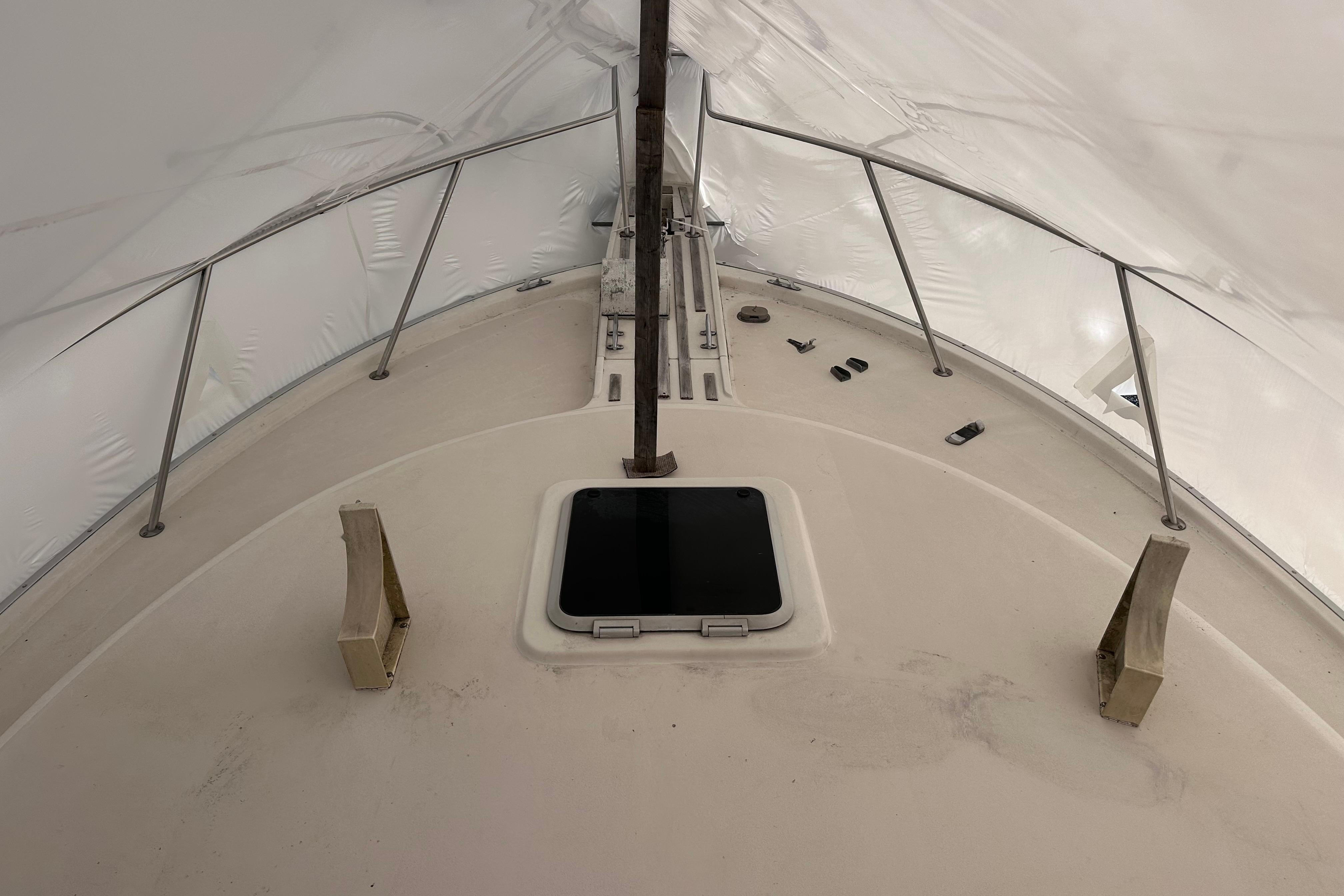 1988 Silverton 37 Convertible 4