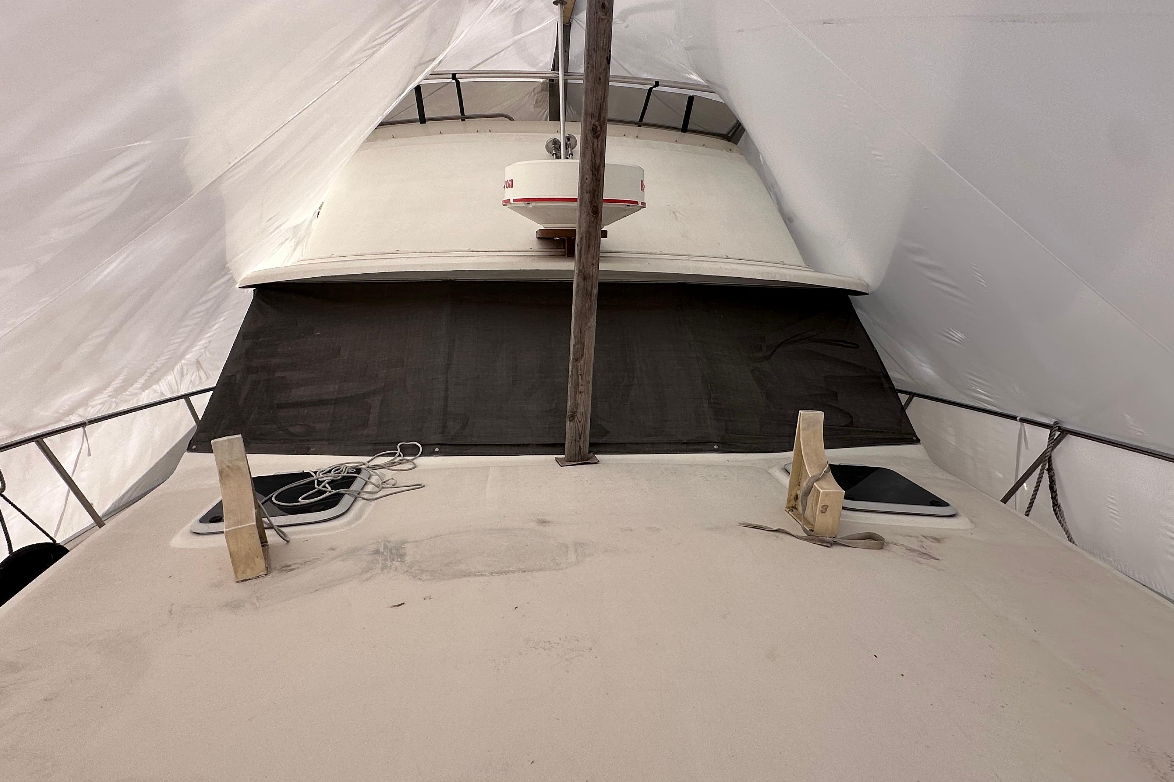 1988 Silverton 37 Convertible 3