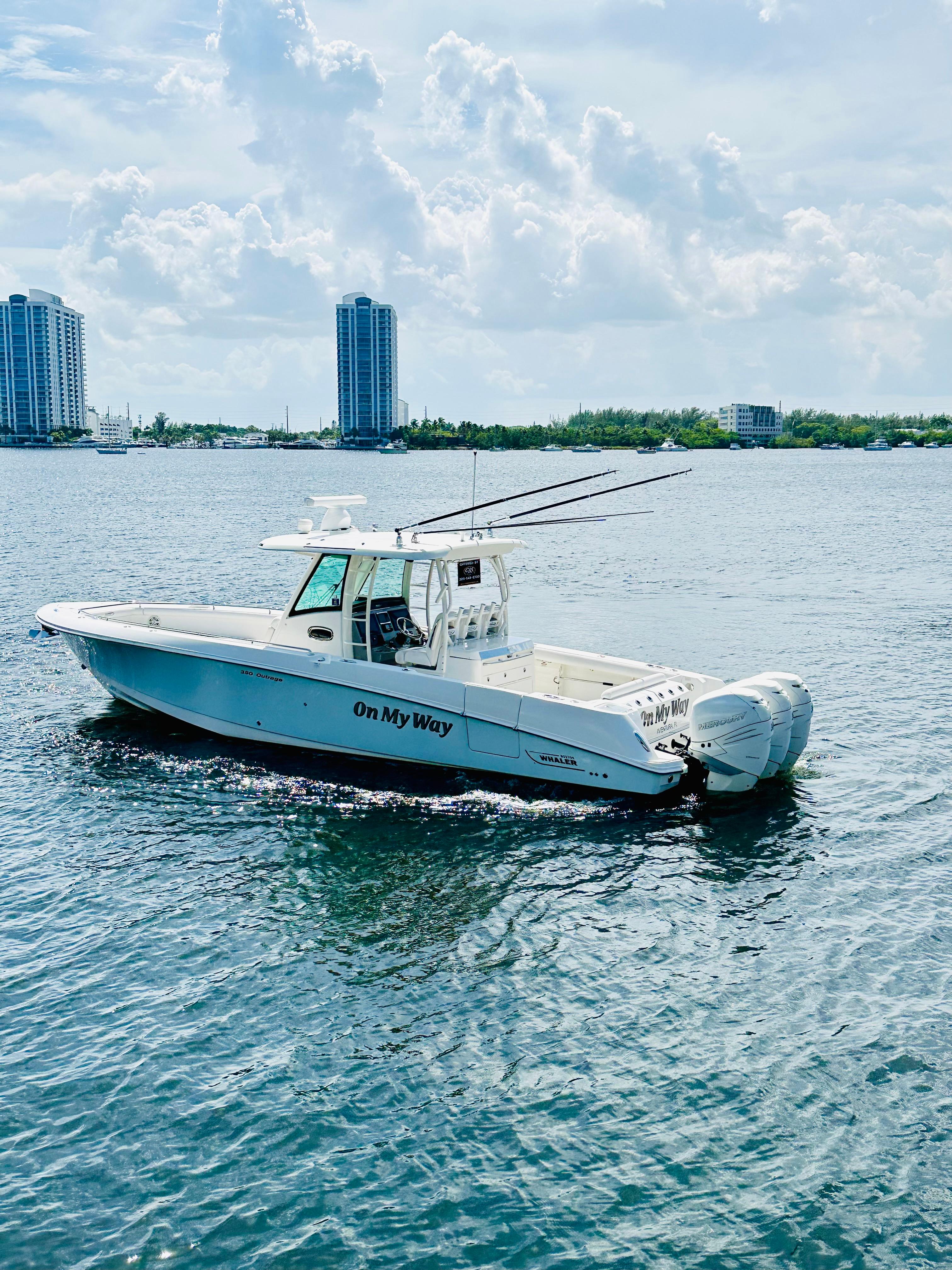 2016-boston-whaler-350-outrage-power-9473535-20240812080400964-1_XLARGE