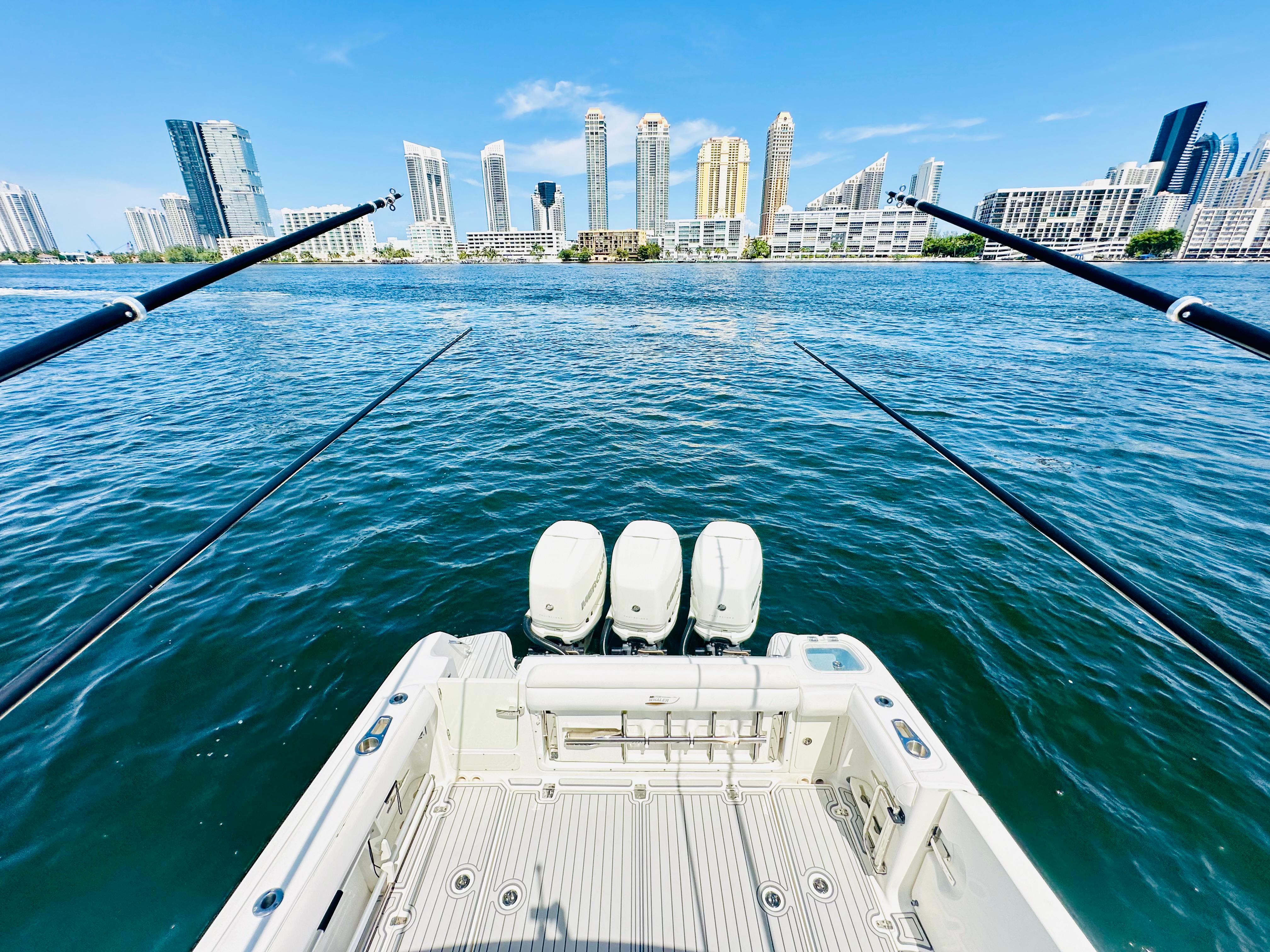 2016-boston-whaler-350-outrage-power-9473535-20240812080514328-1_XLARGE