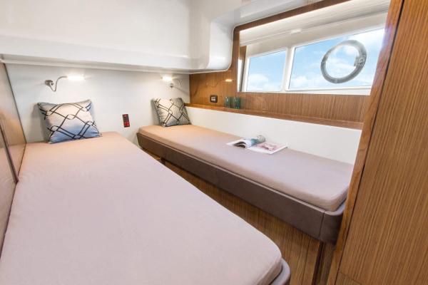 Sealine C530