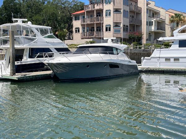 2023 Tiara Yachts C44 Coupe