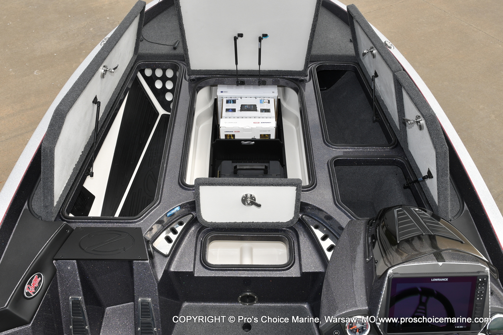 2021 Ranger Boats boat for sale, model of the boat is Z520C Ranger Cup Equipped & Image # 36 of 50