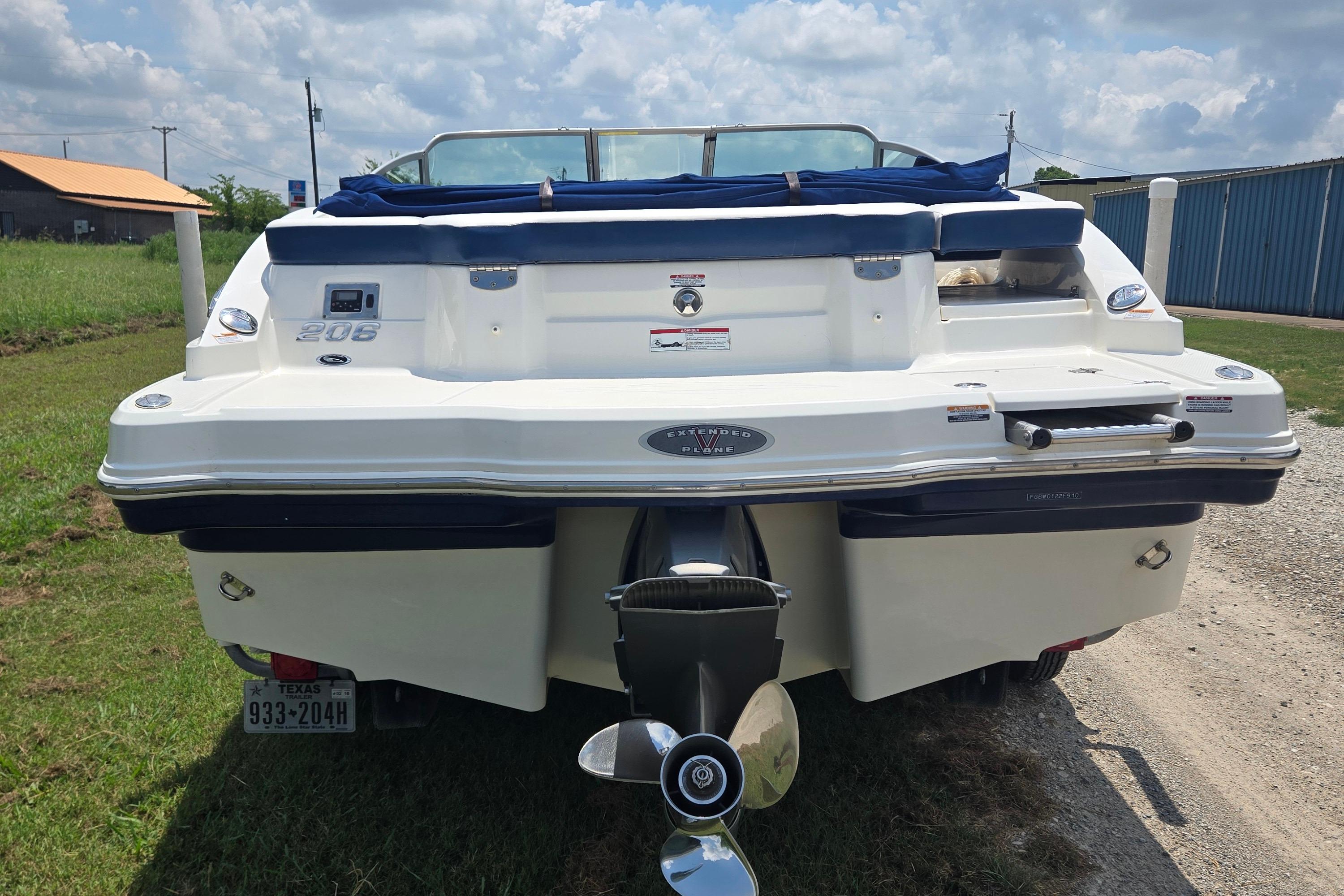 2010 Chaparral 206 SSI / Volvo Penta 4.3 GXi - Image 3
