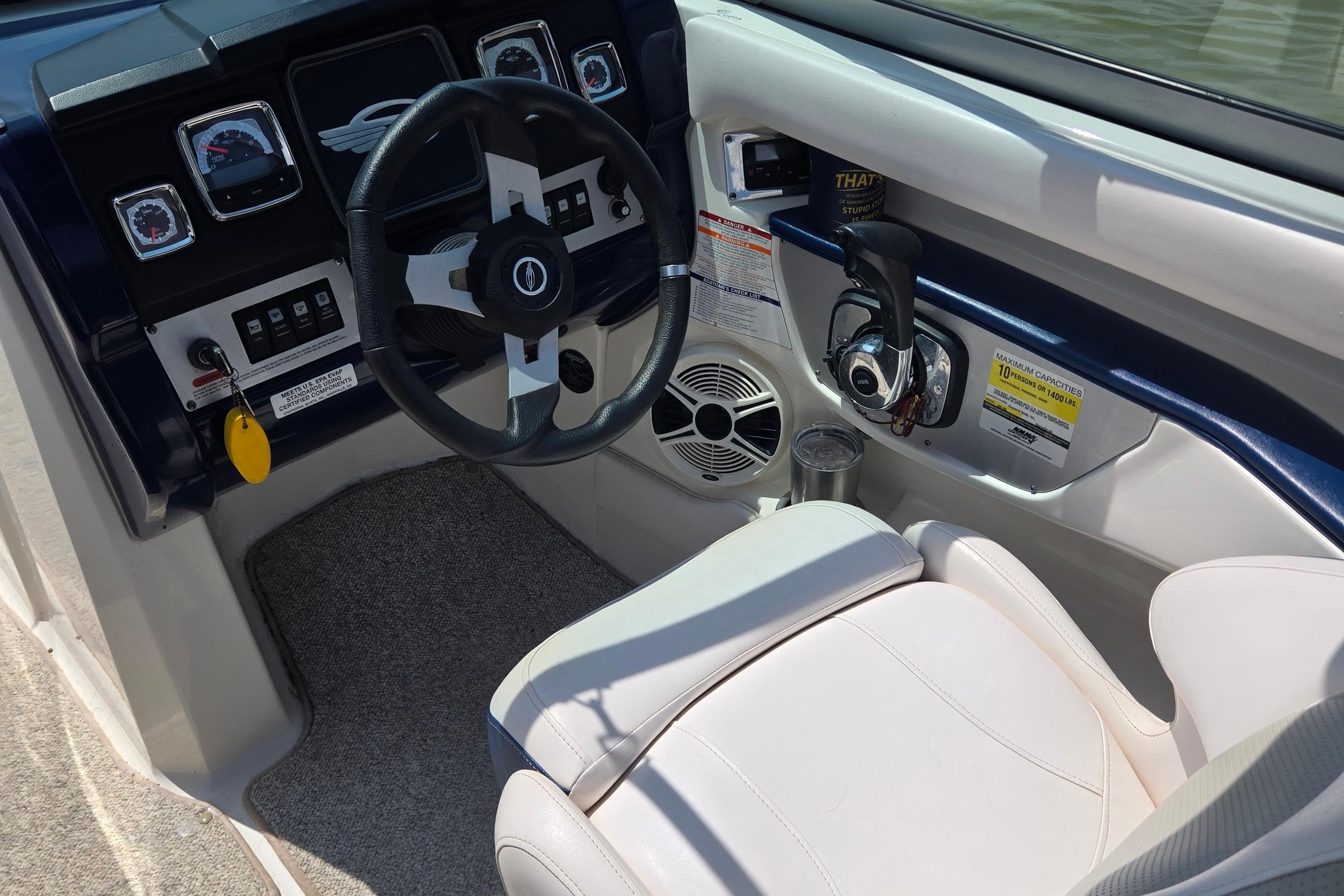 2010 Chaparral 206 SSI / Volvo Penta 4.3 GXi - Image 11