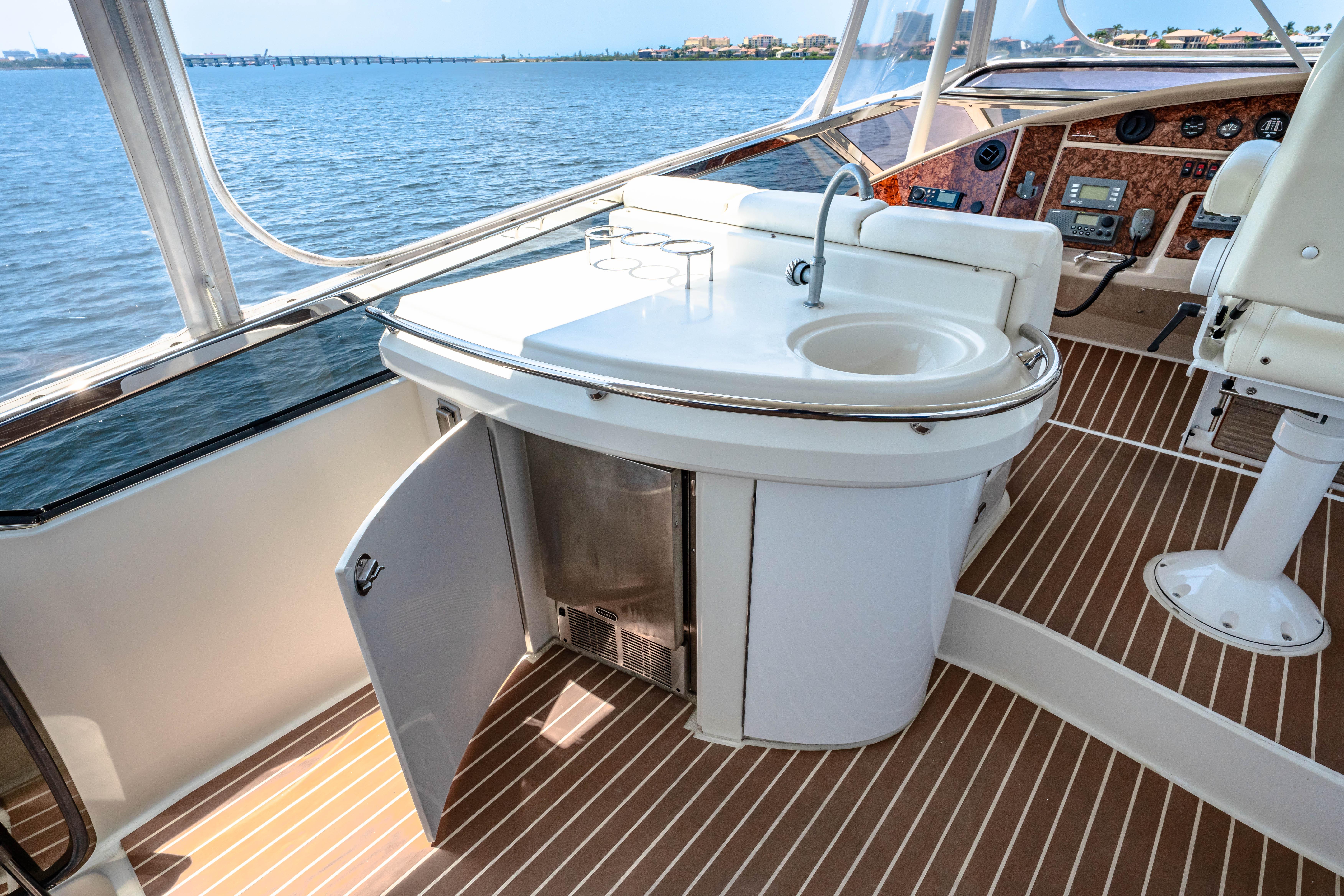 Marquis-59 2005-Victory FL-US-9773566 | Thumbnail