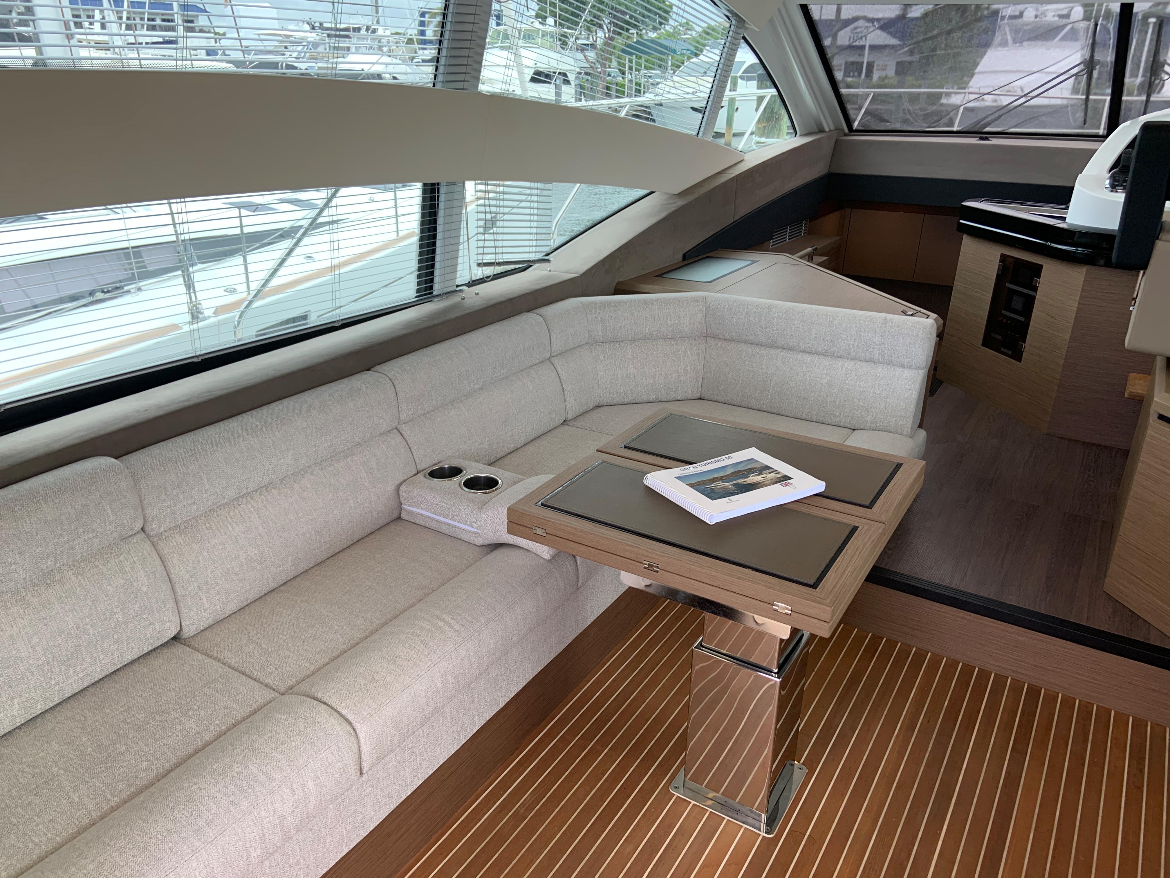 2021 Beneteau